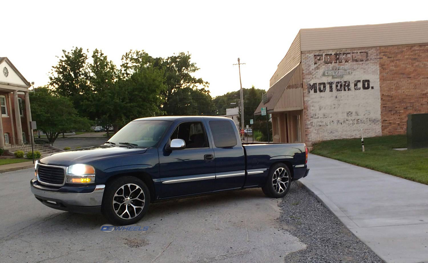 OE Wheels CV98B-20090-6550-24MB 20" Replica fits Chevy Silverado Black Mach'd