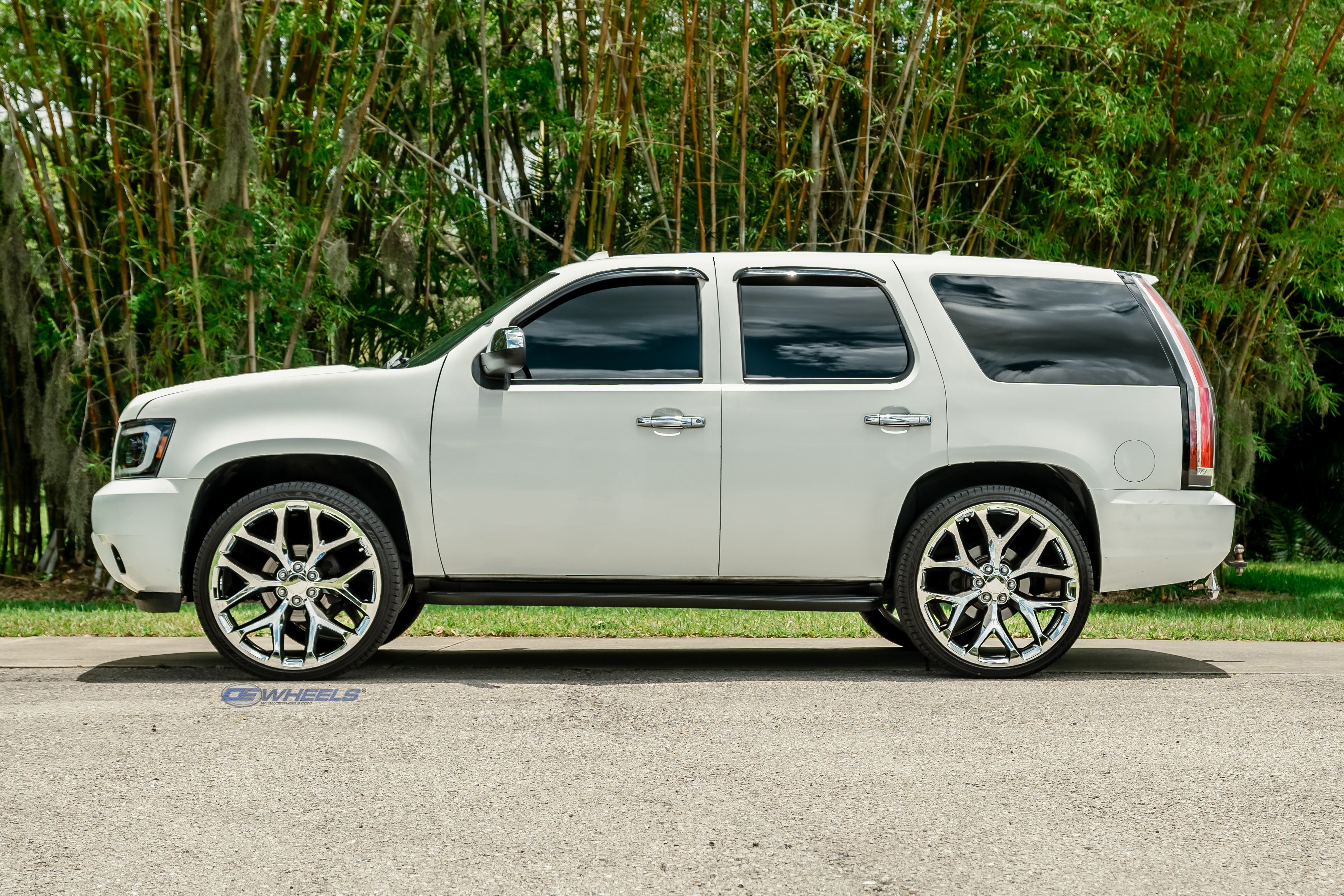 OE Wheels CV98B-26100-6550-24C 26" Replica CV98B fits Chevy Silverado Chrome
