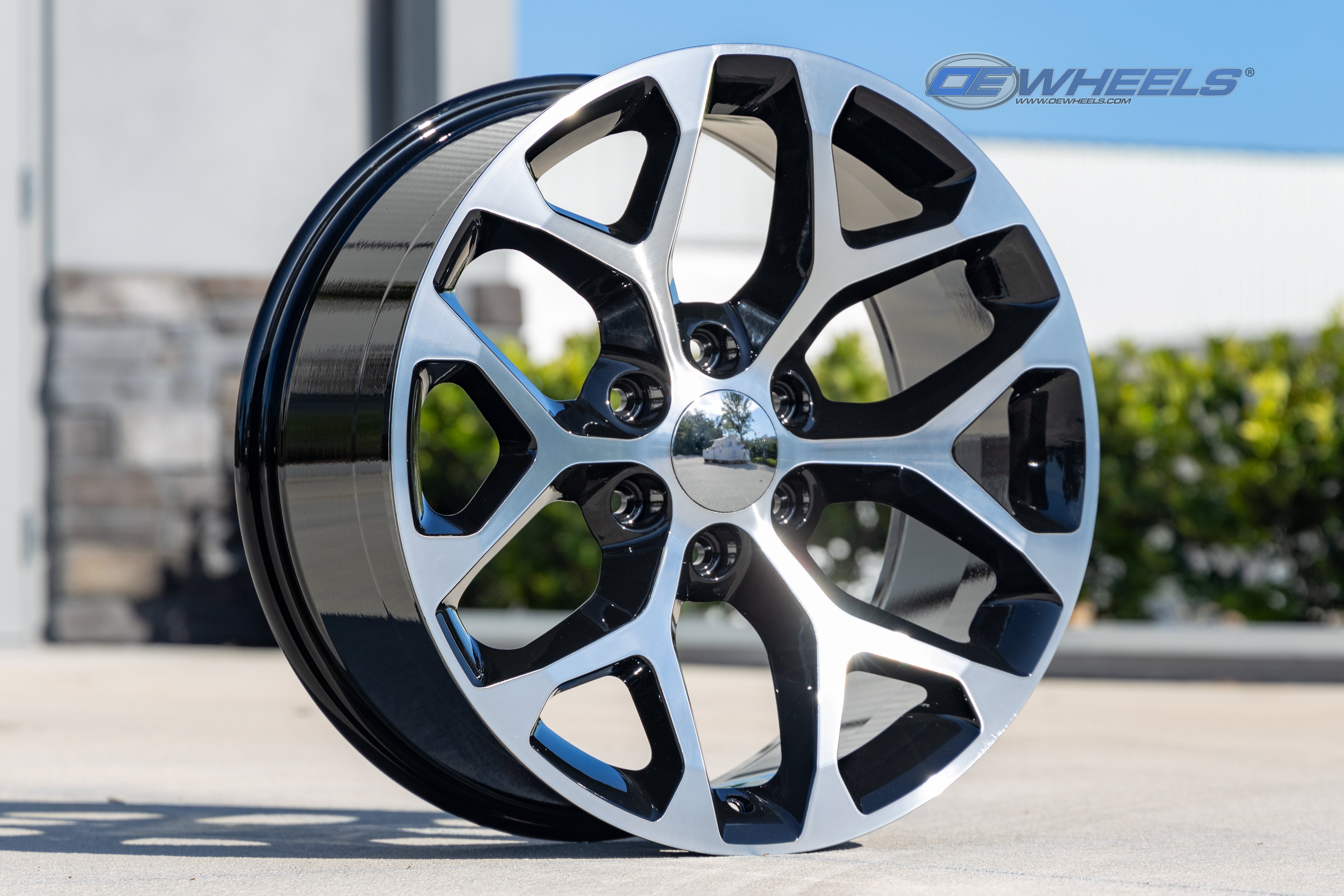 OE Wheels CV98B-20090-6550-24MB 20" Replica fits Chevy Silverado Black Mach'd