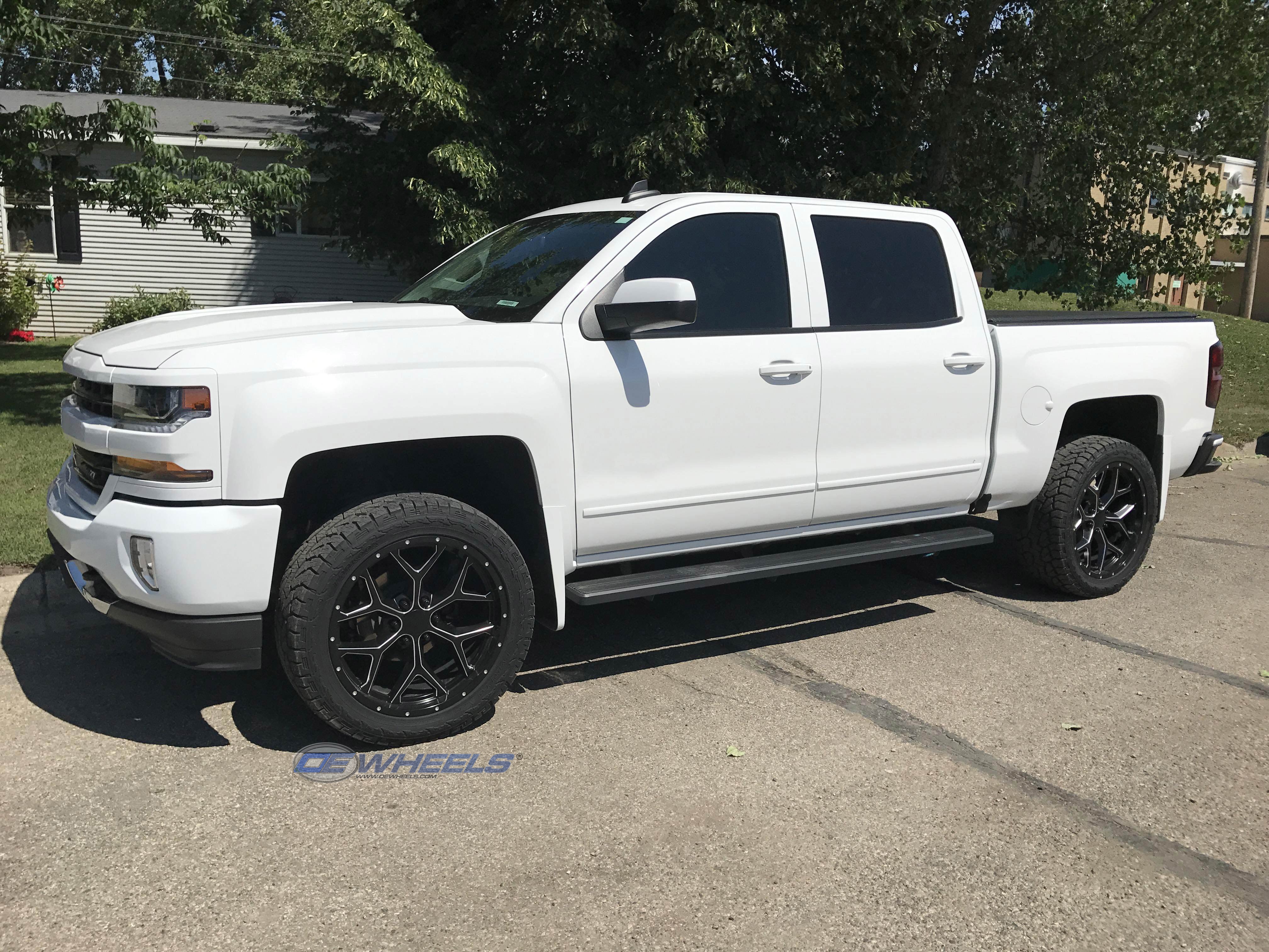 OE Wheels CV98B-22090-6550-24BM 22" Replica fits Chevy Silverado Black