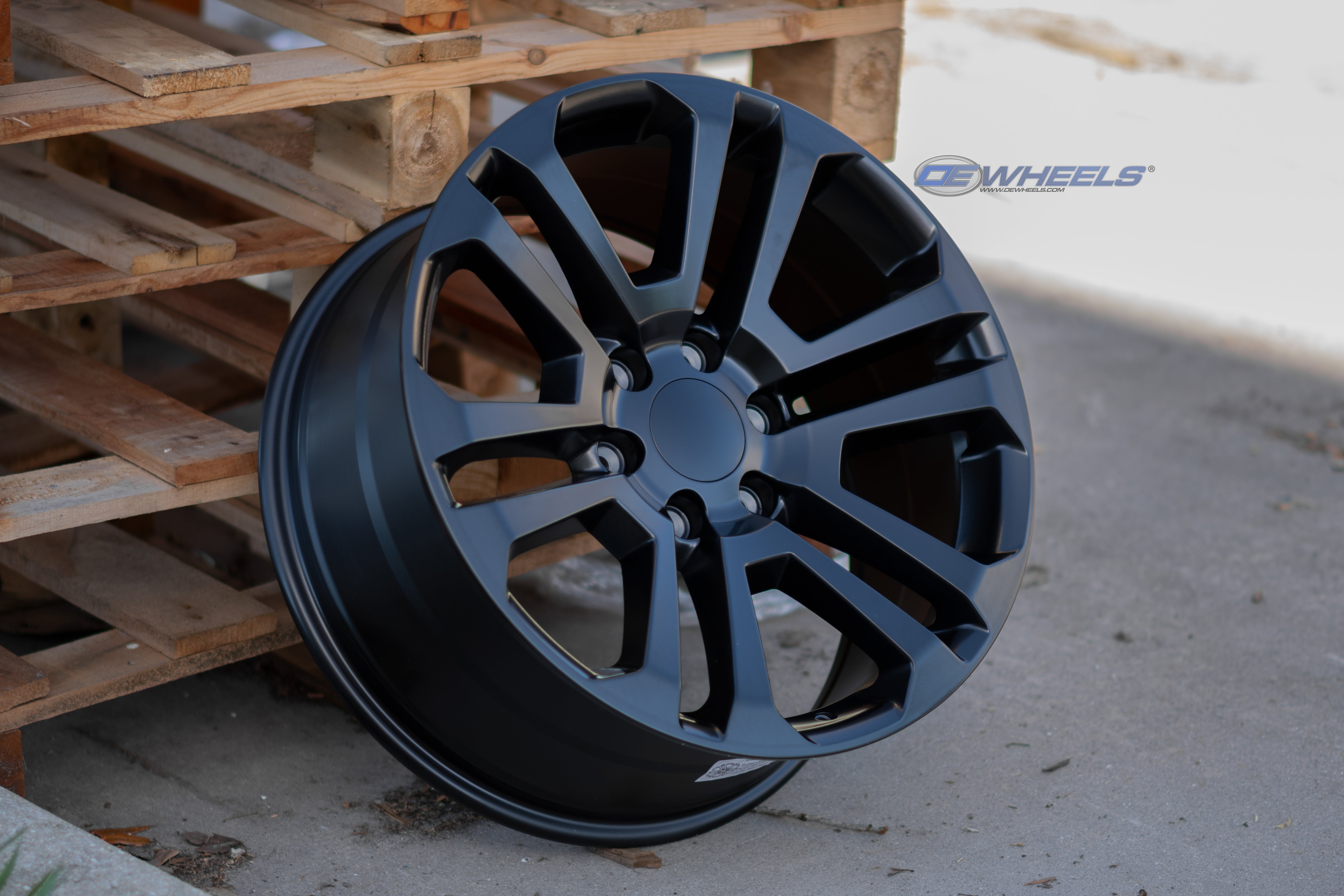 OE Wheels CV99-20090-6550-31B1 20" Replica CV99 fits GMC Sierra 20x9 Satin