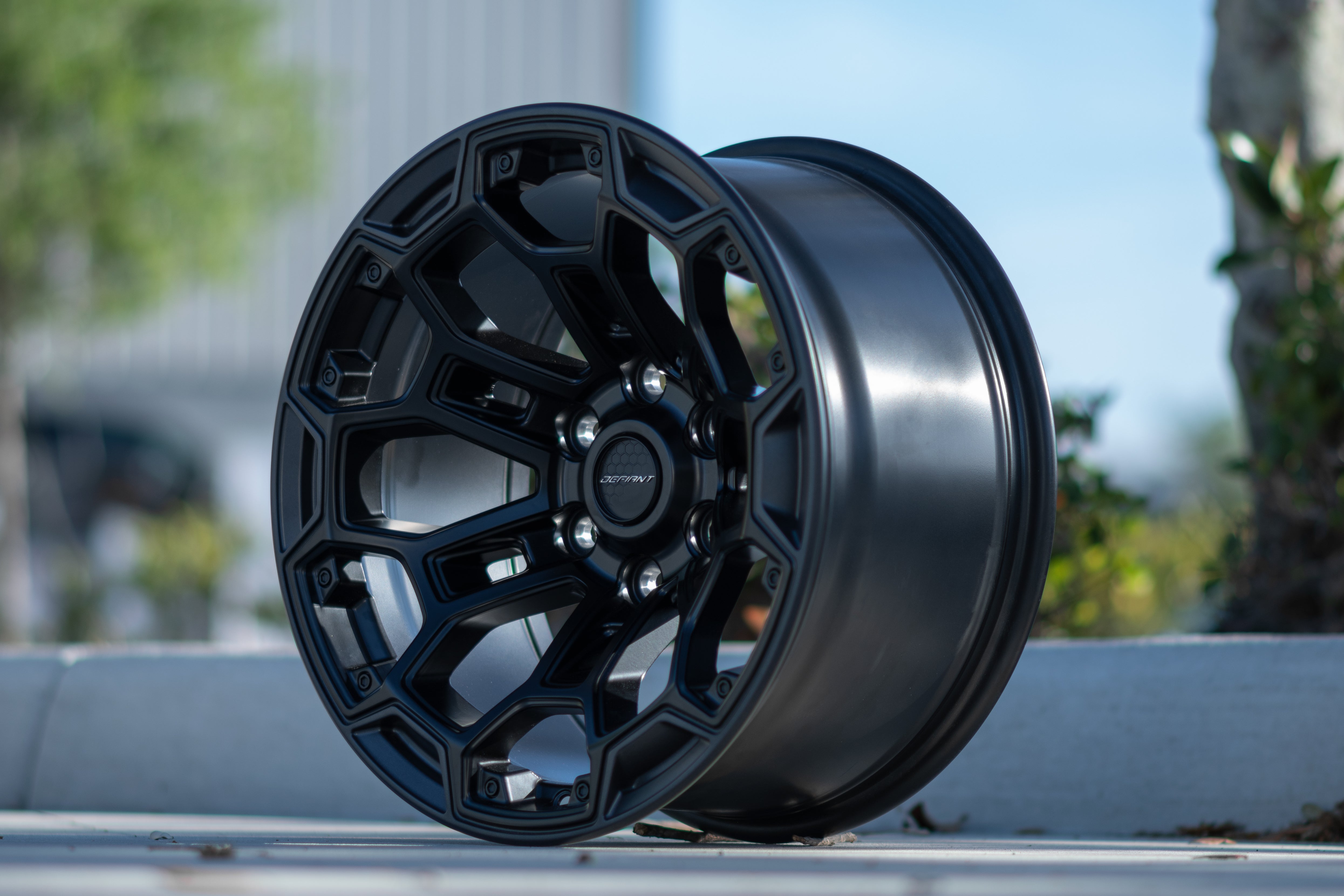 DEFIANT DF03-20090-6550-12B1G1 6x5.5" -12et in Satin Black w/ Satin Charcoal