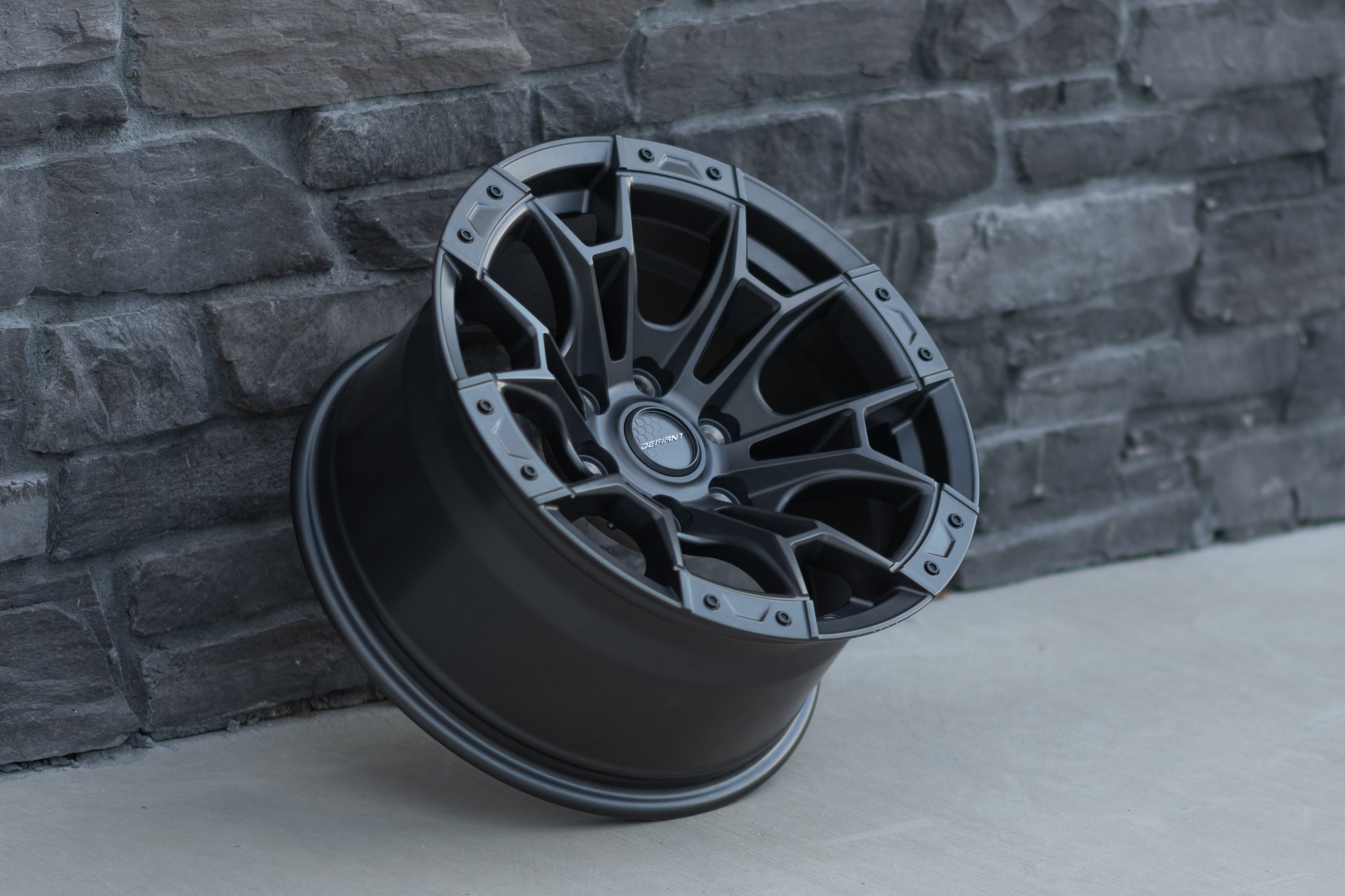 DEFIANT DF04-17090-6135-12G1 17x9 6x135mm +12et in Dark Satin Charcoal