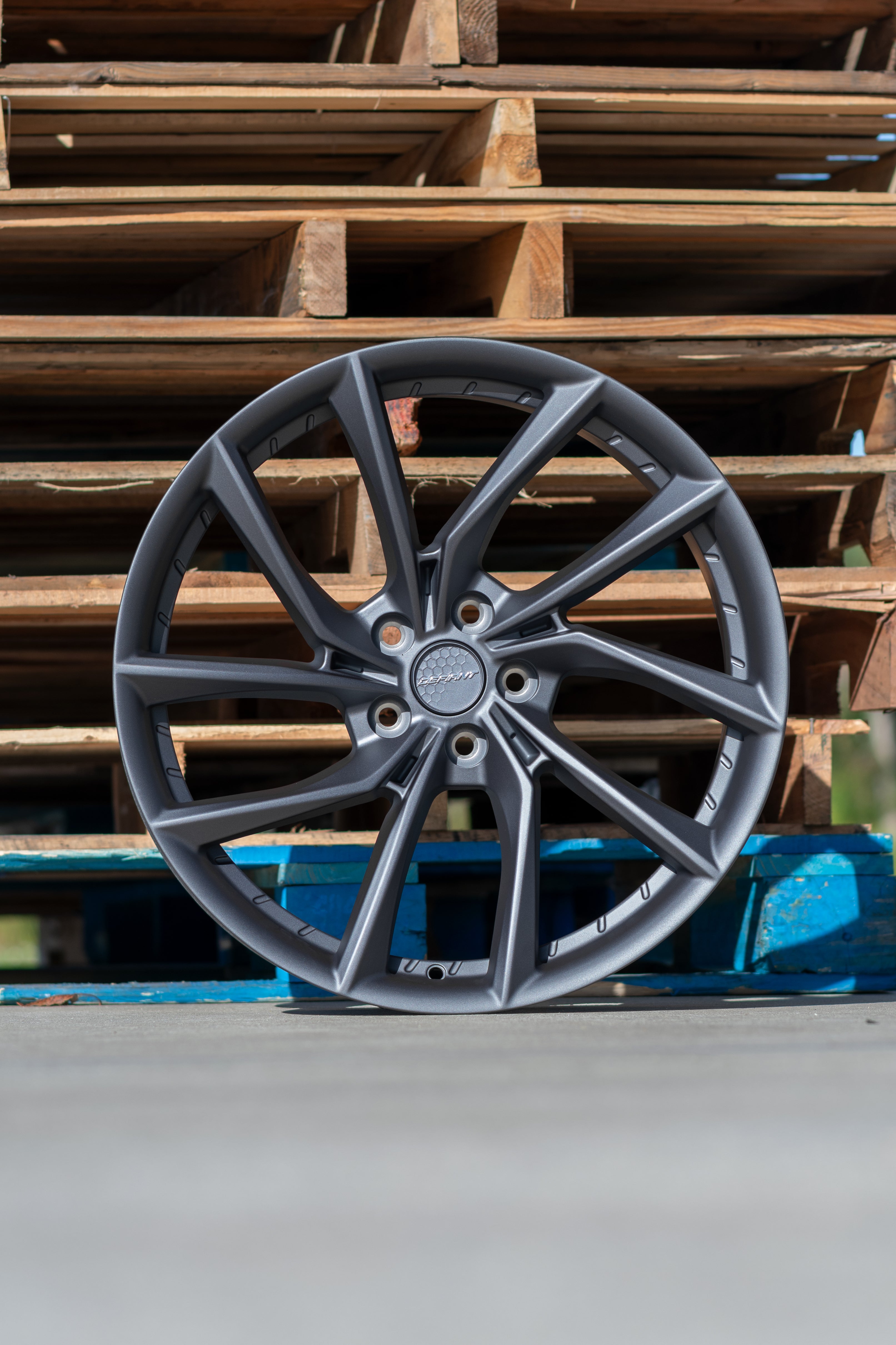 DEFIANT DF06-20100-5120-35G1 20x10 5x120mm +35et in Dark Satin Charcoal