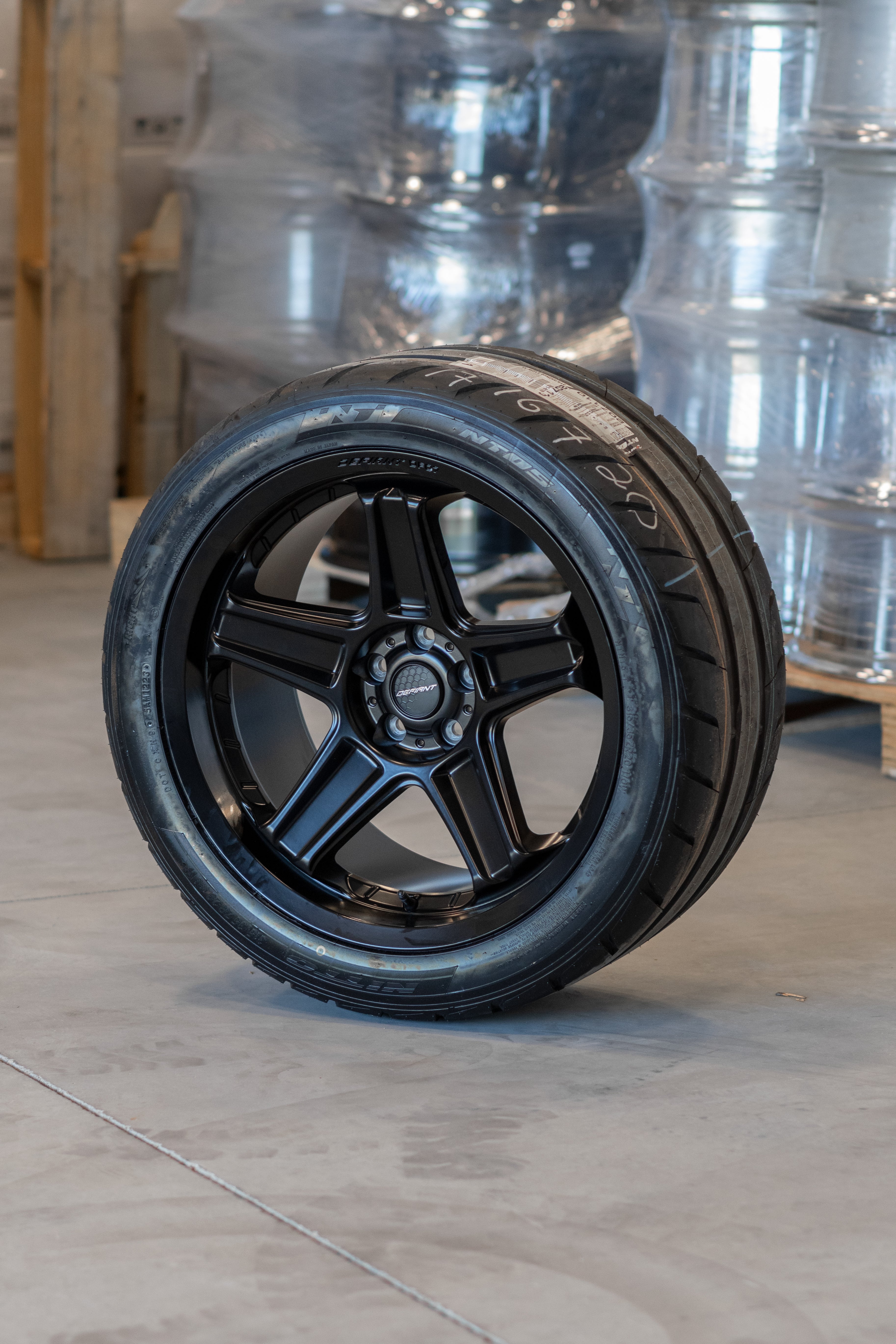 DEFIANT DF07-22100-6550-12B1 22x10 6x5.5" -12et in Satin Black