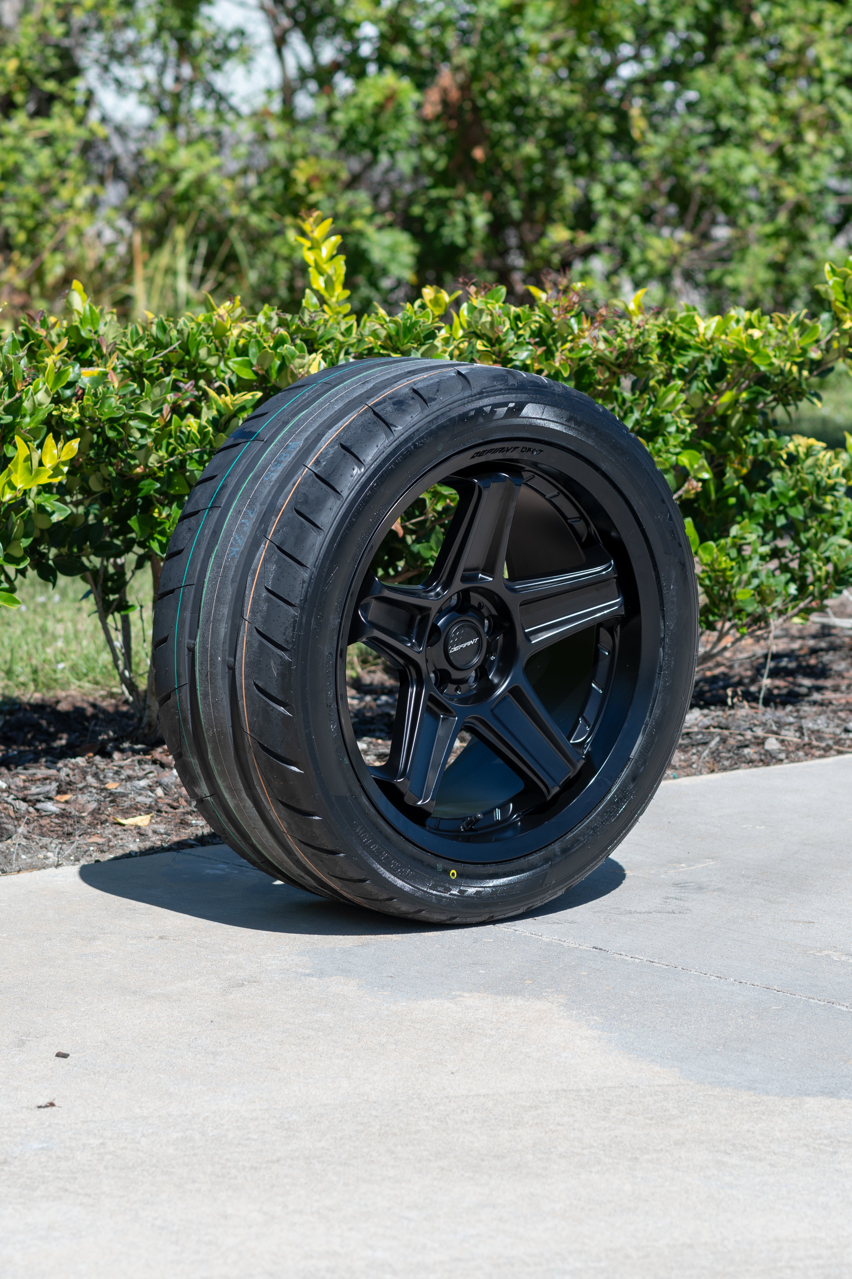 DEFIANT DF07-20105-5115-26B1 20x10.5 5x115mm +26et in Satin Black