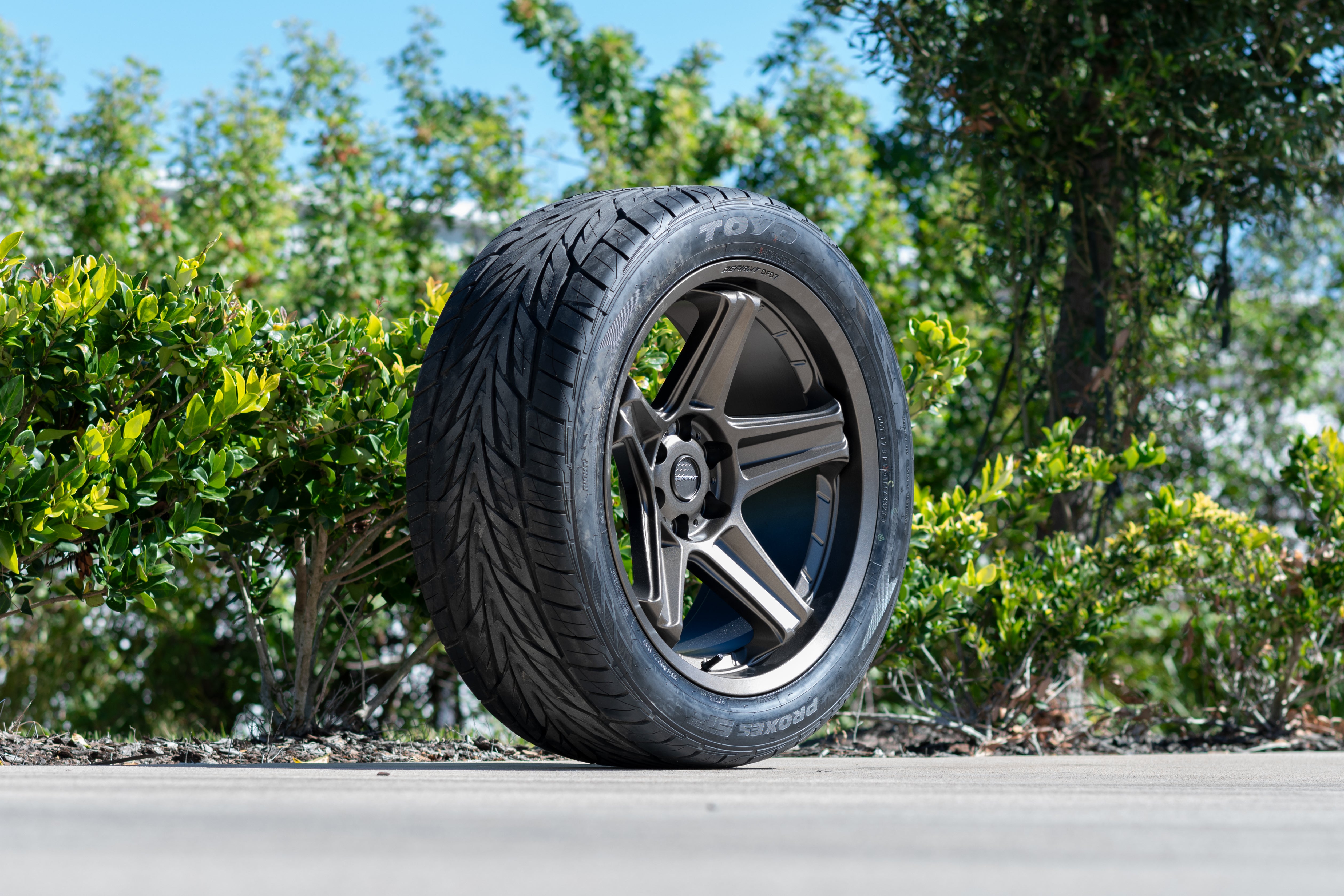 DEFIANT DF07-22100-6550-12BR 22x10 6x5.5" -12et in Bronze