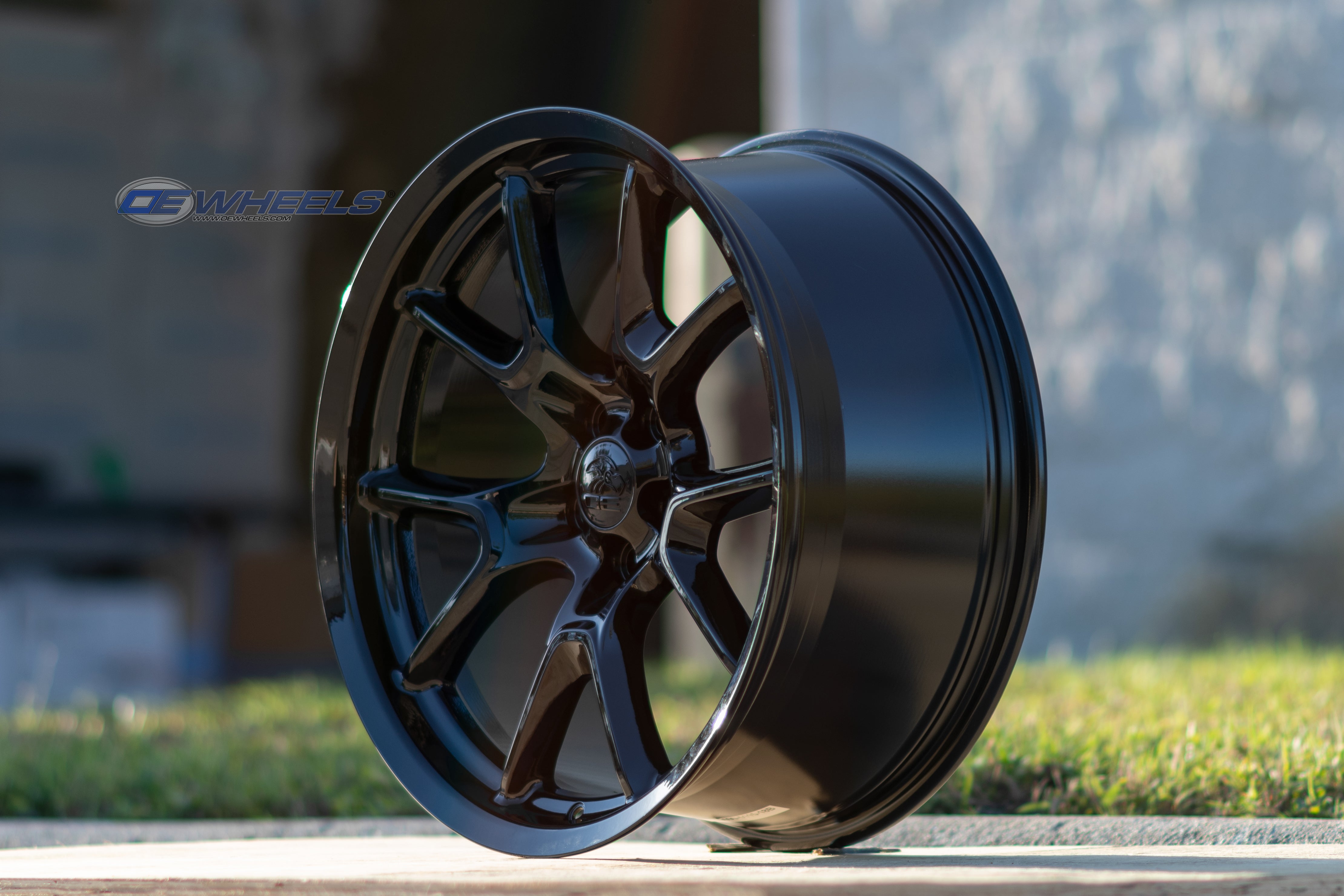 OE Wheels DG21-20090-5115-18B 20" Replica fits Dodge Challenger 20x9 Gloss Black