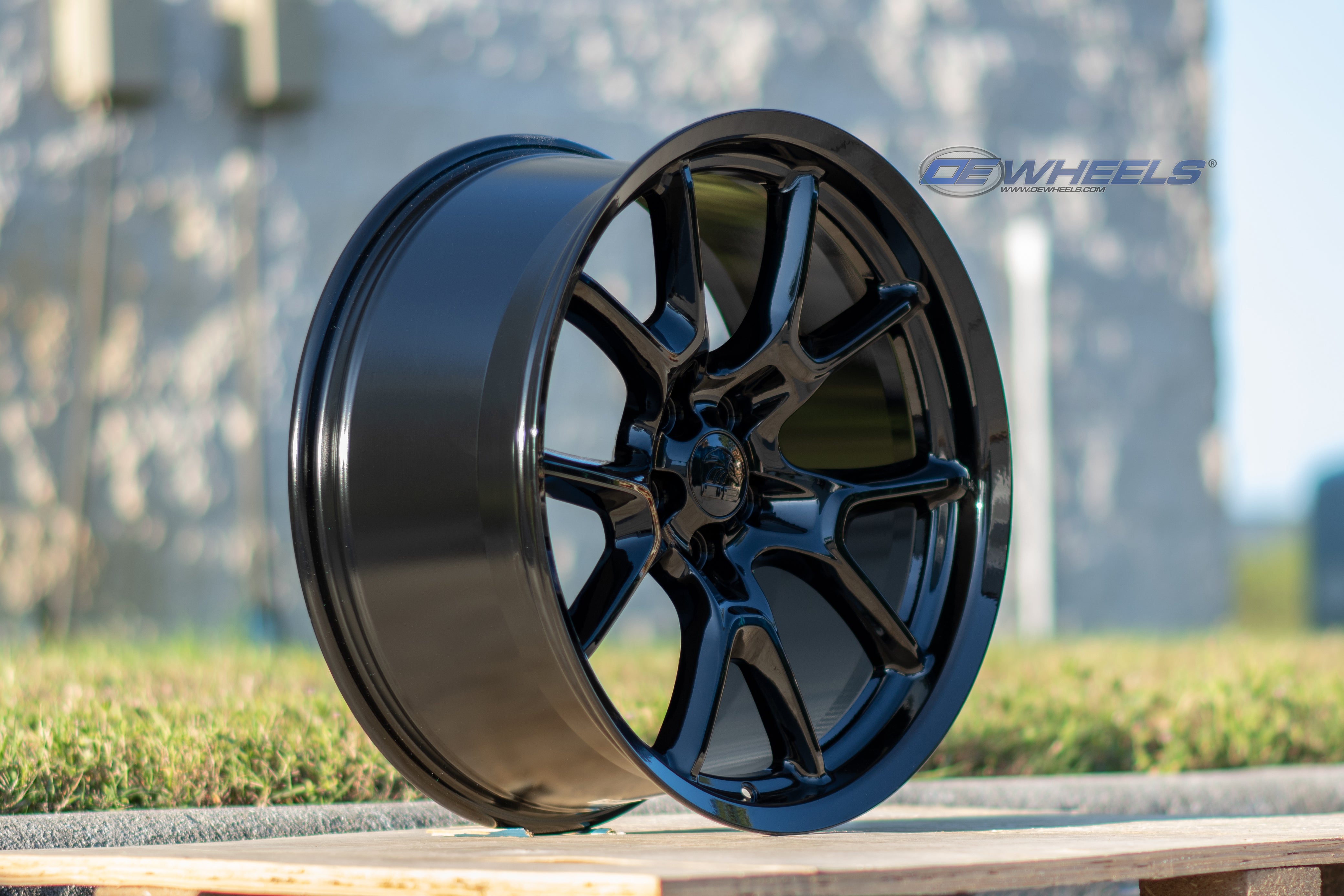 OE Wheels DG21-20090-5115-18B 20" Replica fits Dodge Challenger 20x9 Gloss Black
