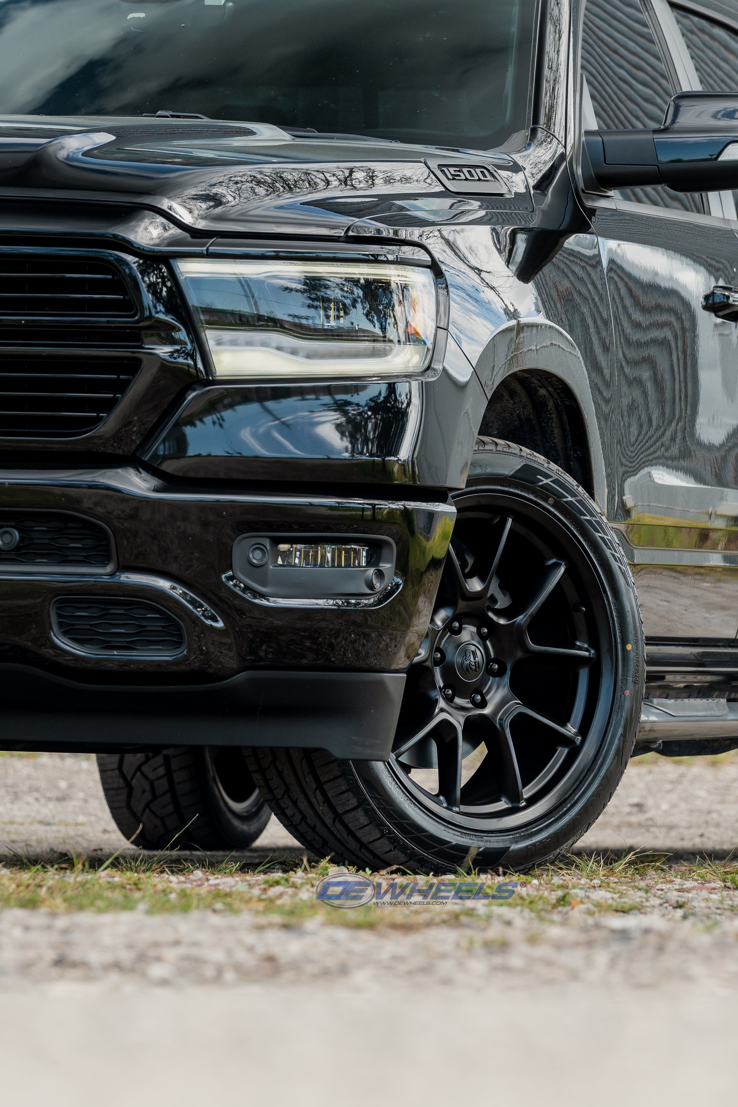 OE Wheels DG21-22095-6550-9B1 22" Replica fits Ram 1500 - Satin Black 22x9.5