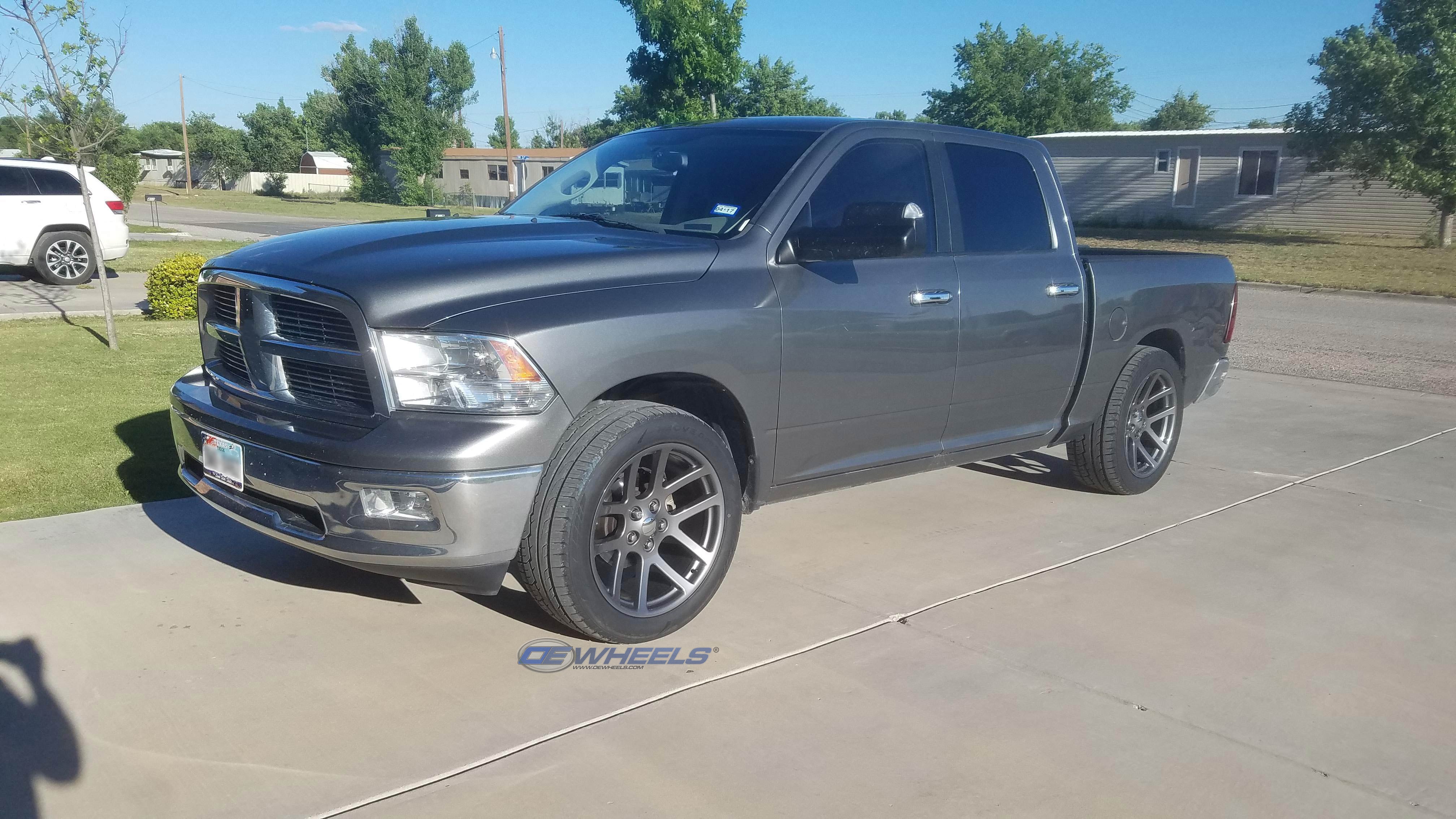OE Wheels DG51-22100-5550-25G 22" Replica DG51 fits Dodge RAM 22x10 Gunmetal