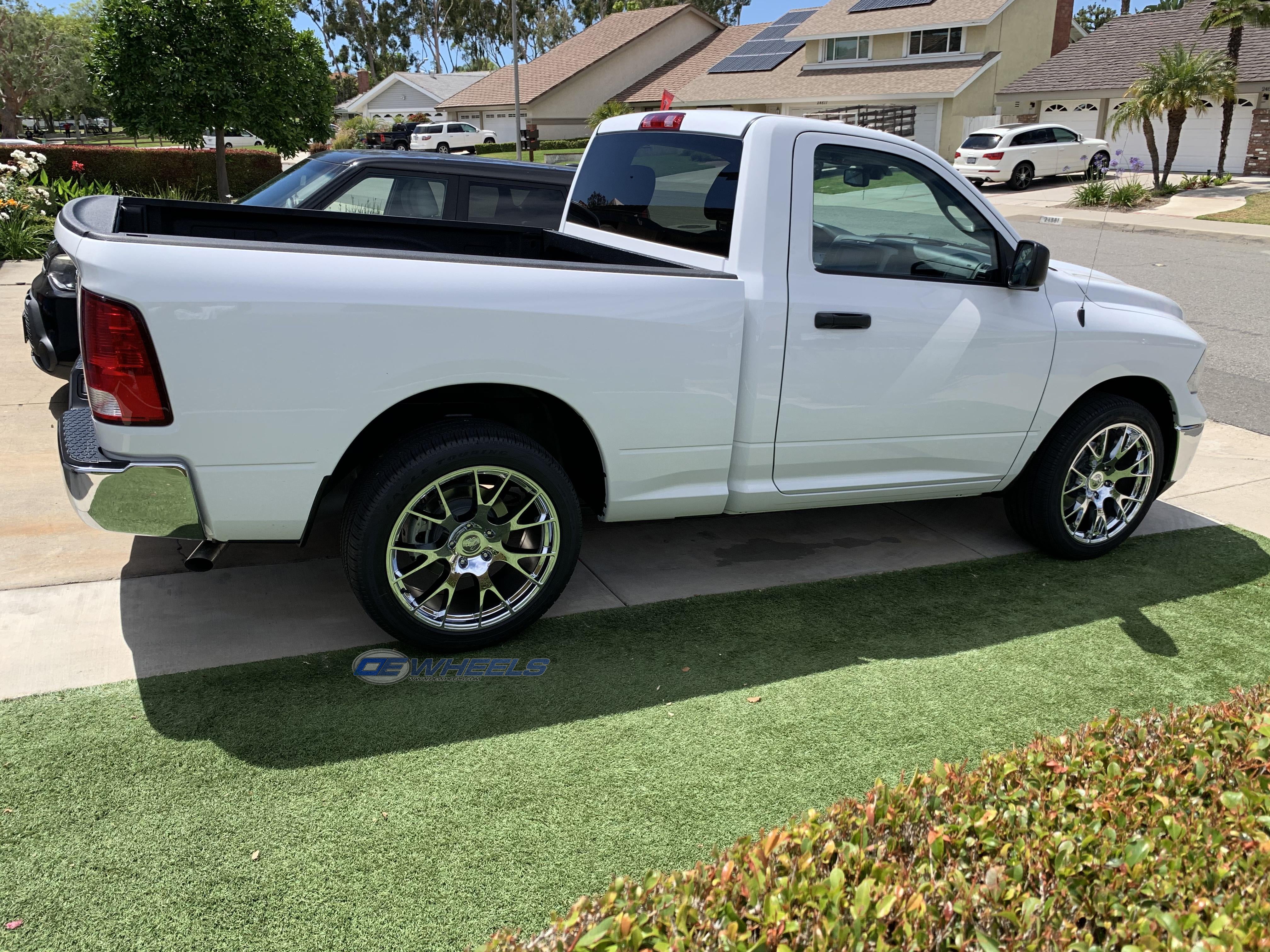 OE Wheels DG69-22100-5550-25C 22" Replica fits Dodge RAM Hellcat 22x10 Chrome