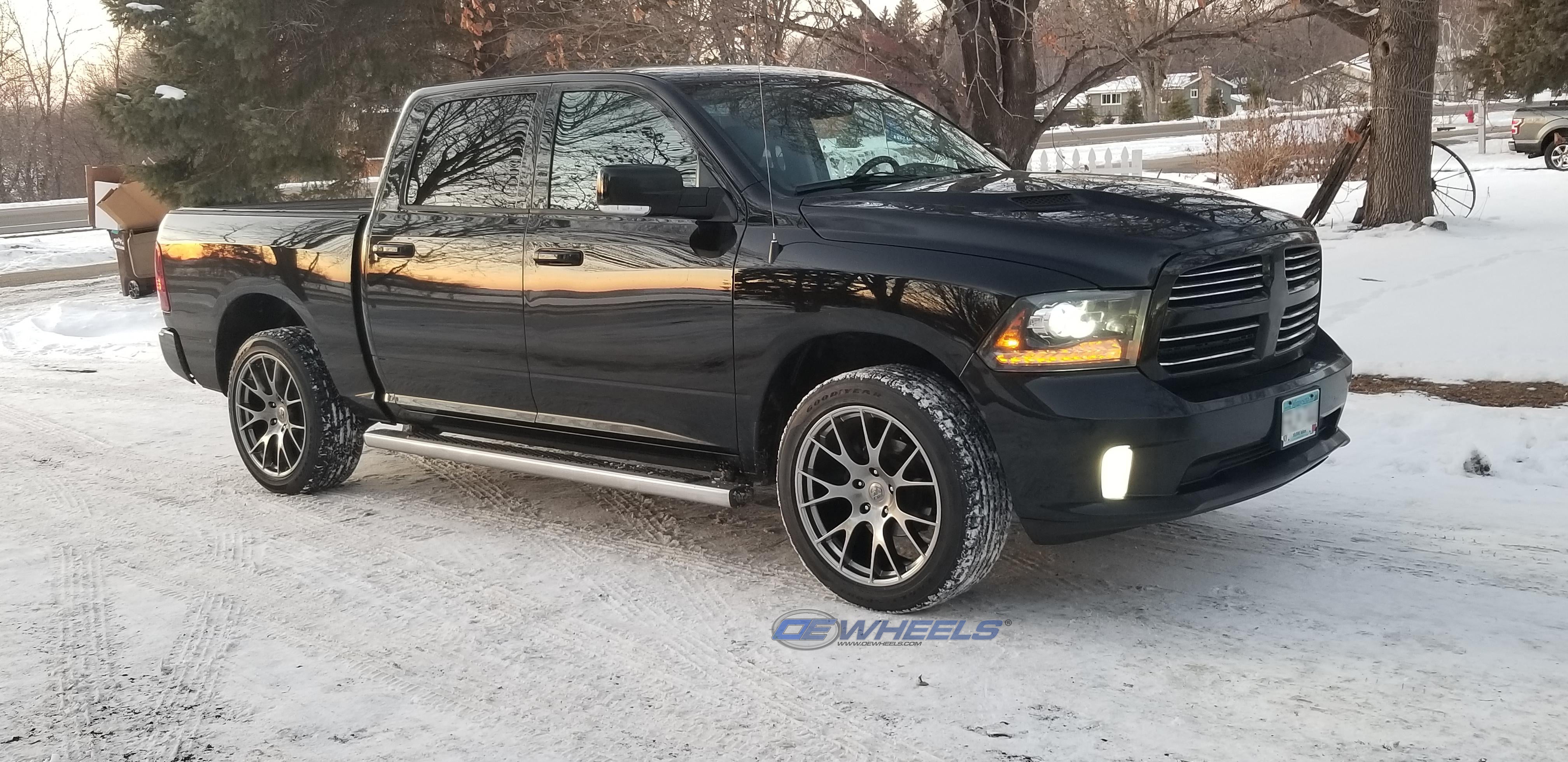 OE Wheels DG69-22100-5550-25HB 22" Replica fits Dodge RAM Hellcat 22x10 Hyper