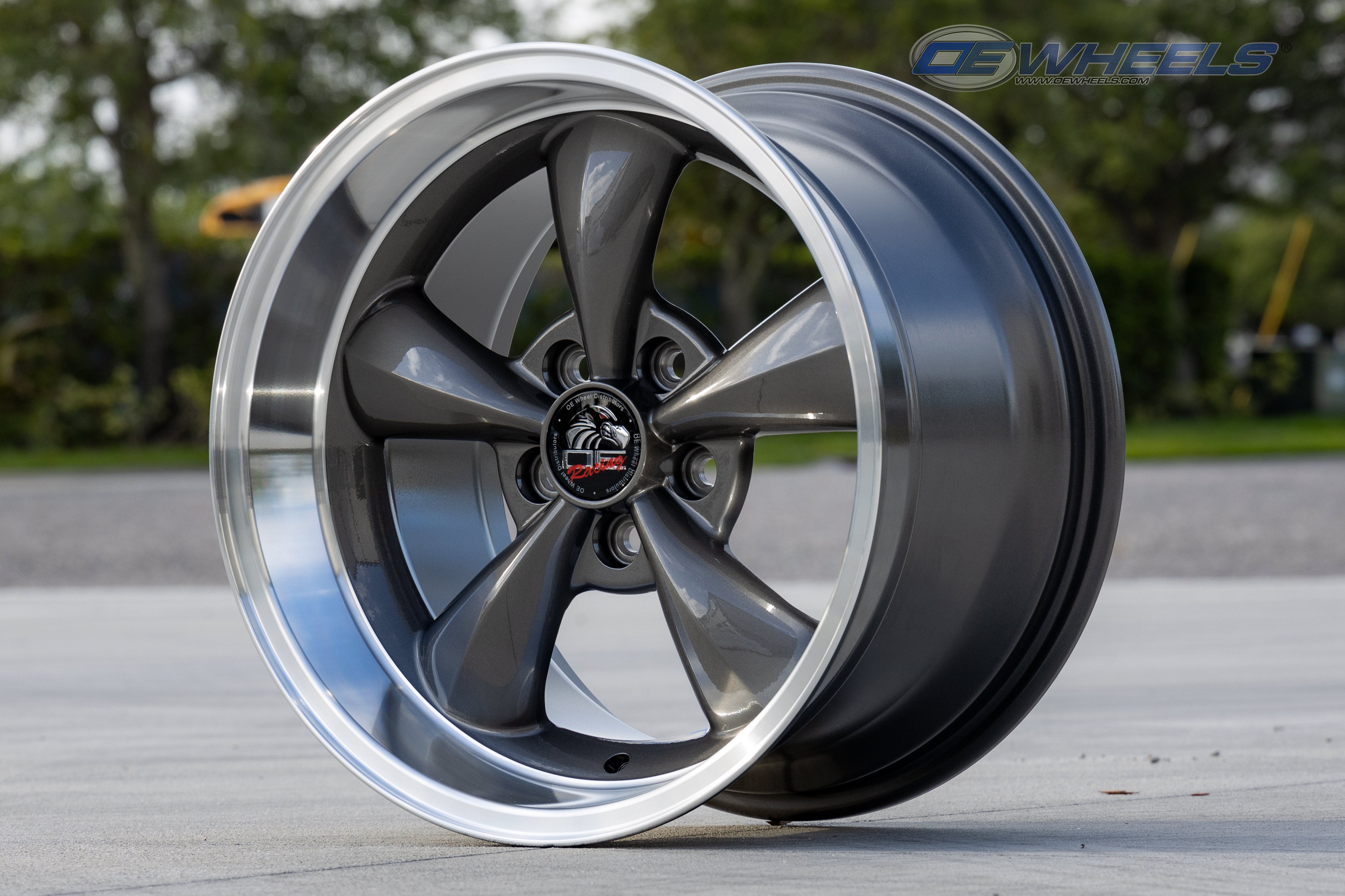 OE Wheels FR01-18090-5450-24AM 18" Replica fits Ford Mustang Bullitt Gunmetal