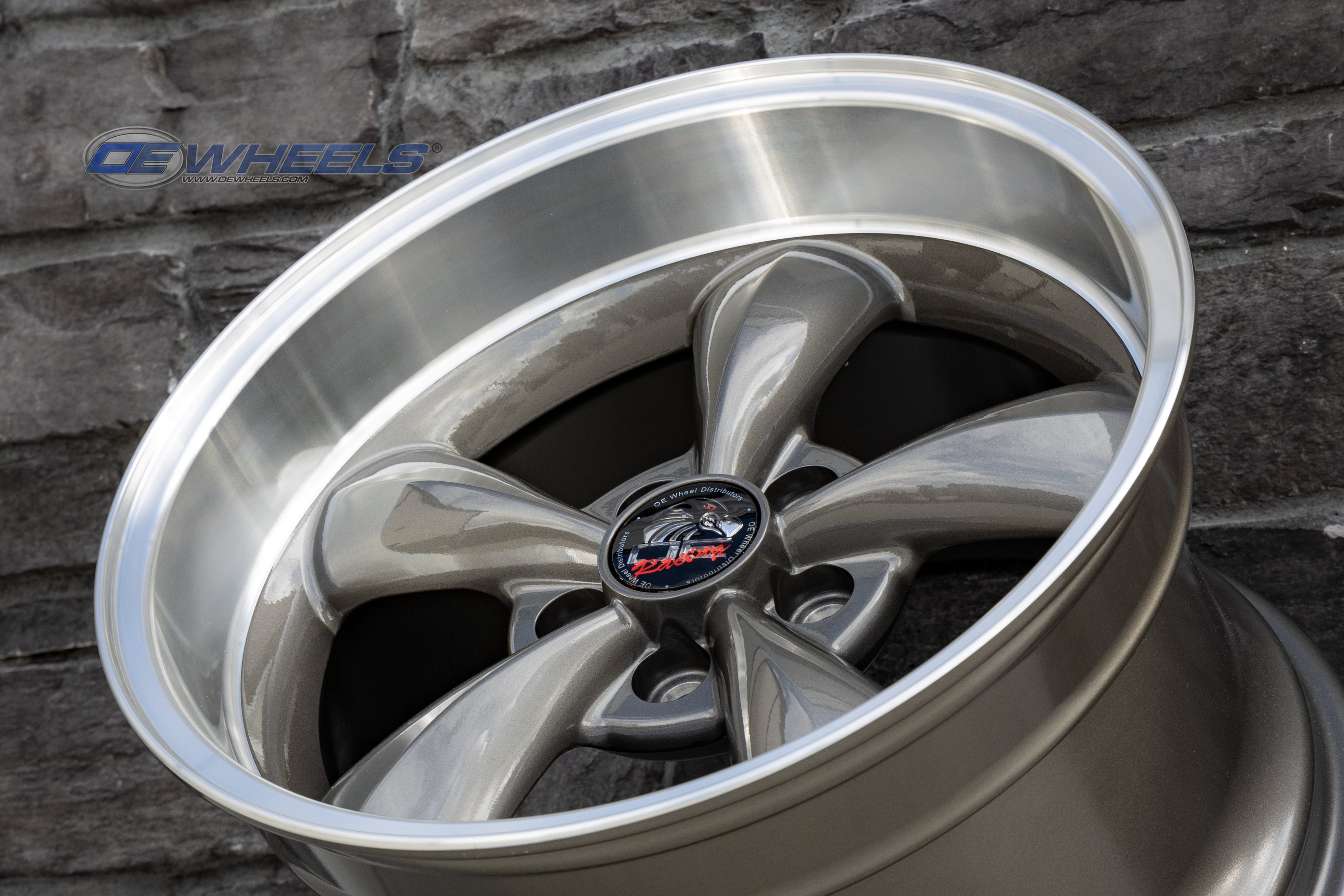 OE Wheels FR01-18100-5450-22AM 18" Replica fits Ford Mustang Bullitt Gunmetal