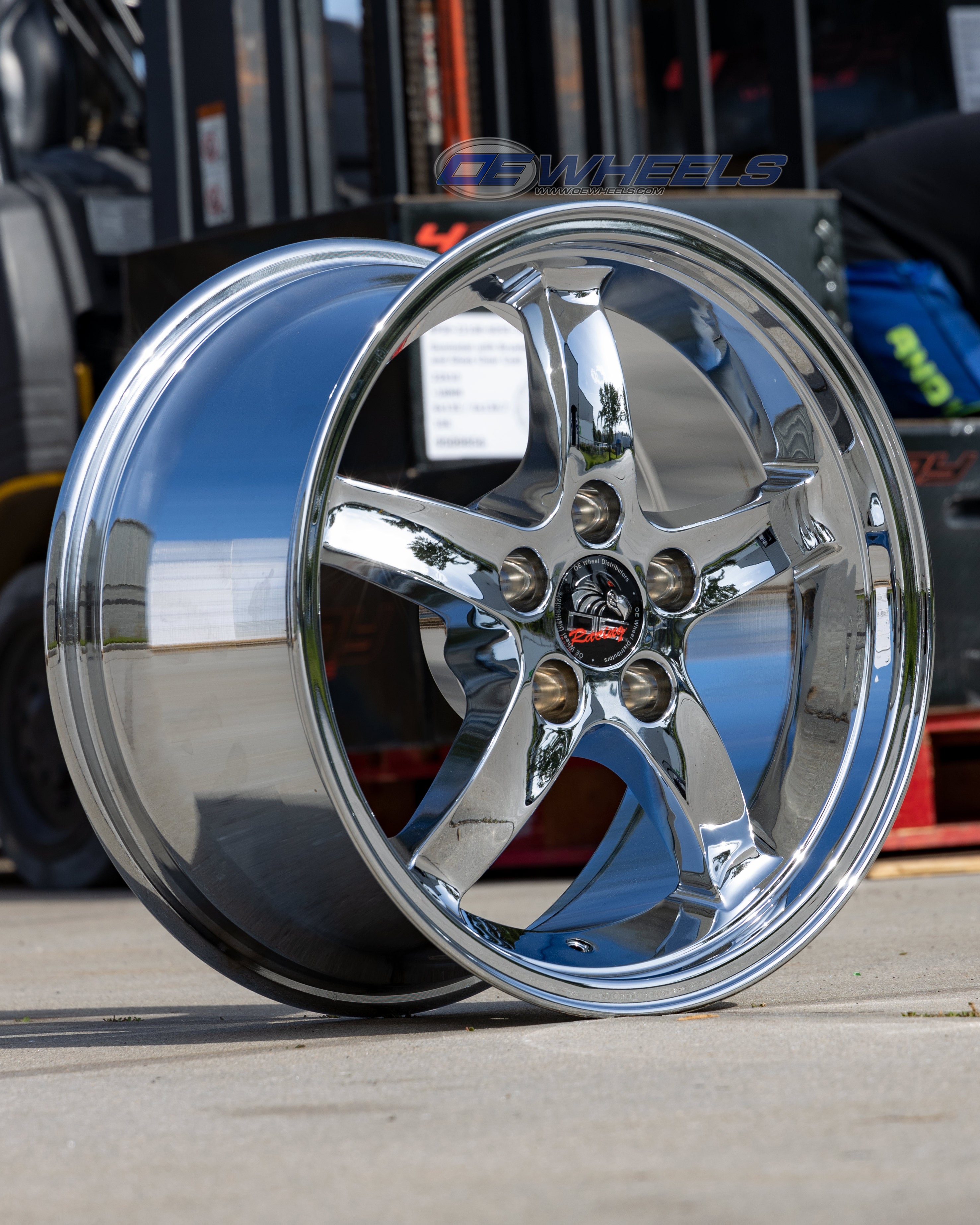 OE Wheels FR04B-D17090-5450-24C 17" Replica fits Ford Mustang Cobra 17x9 Chrome