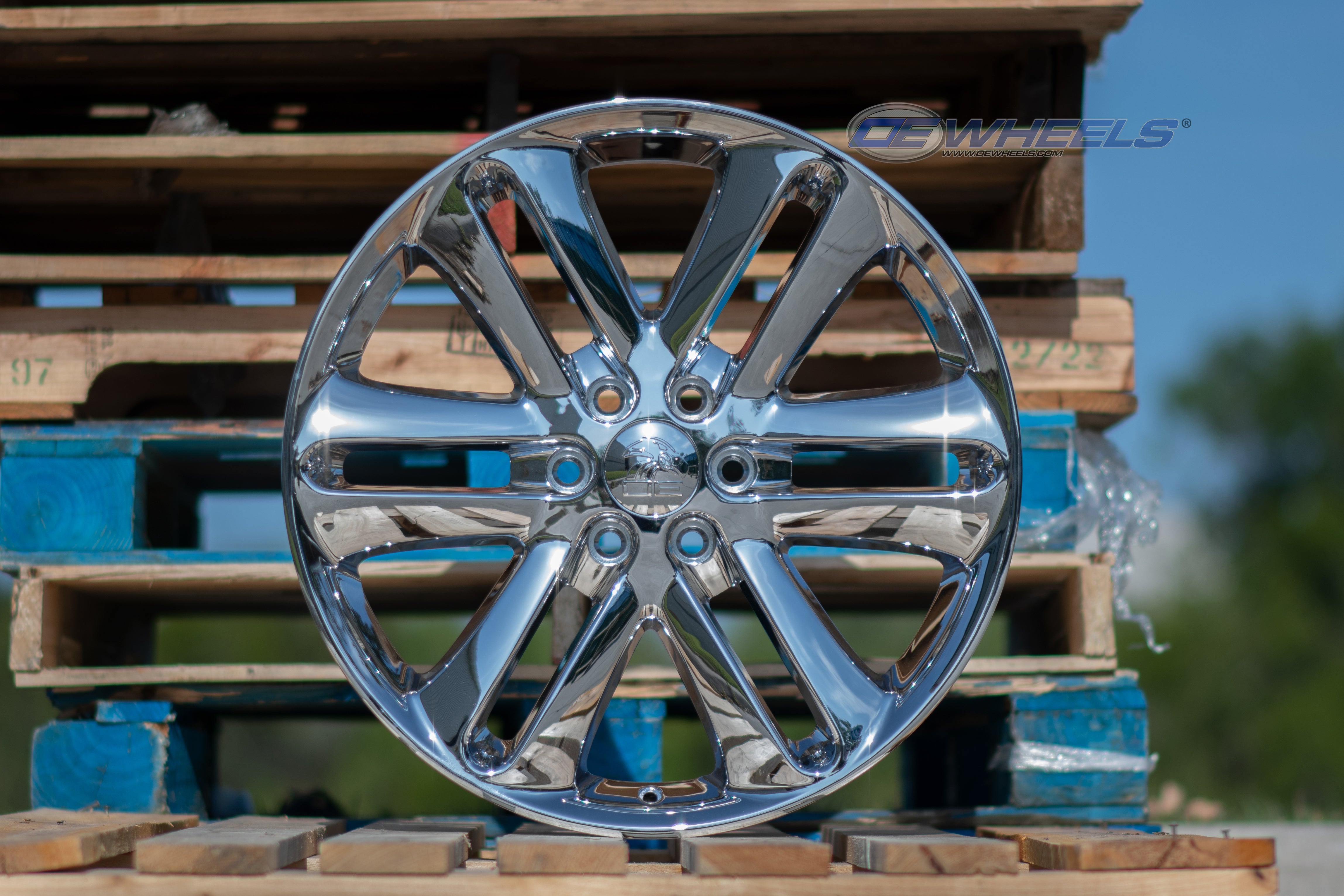 OE Wheels FR76-22090-6135-44C 22" Replica FR76 fits Ford F150 22x9 Chrome