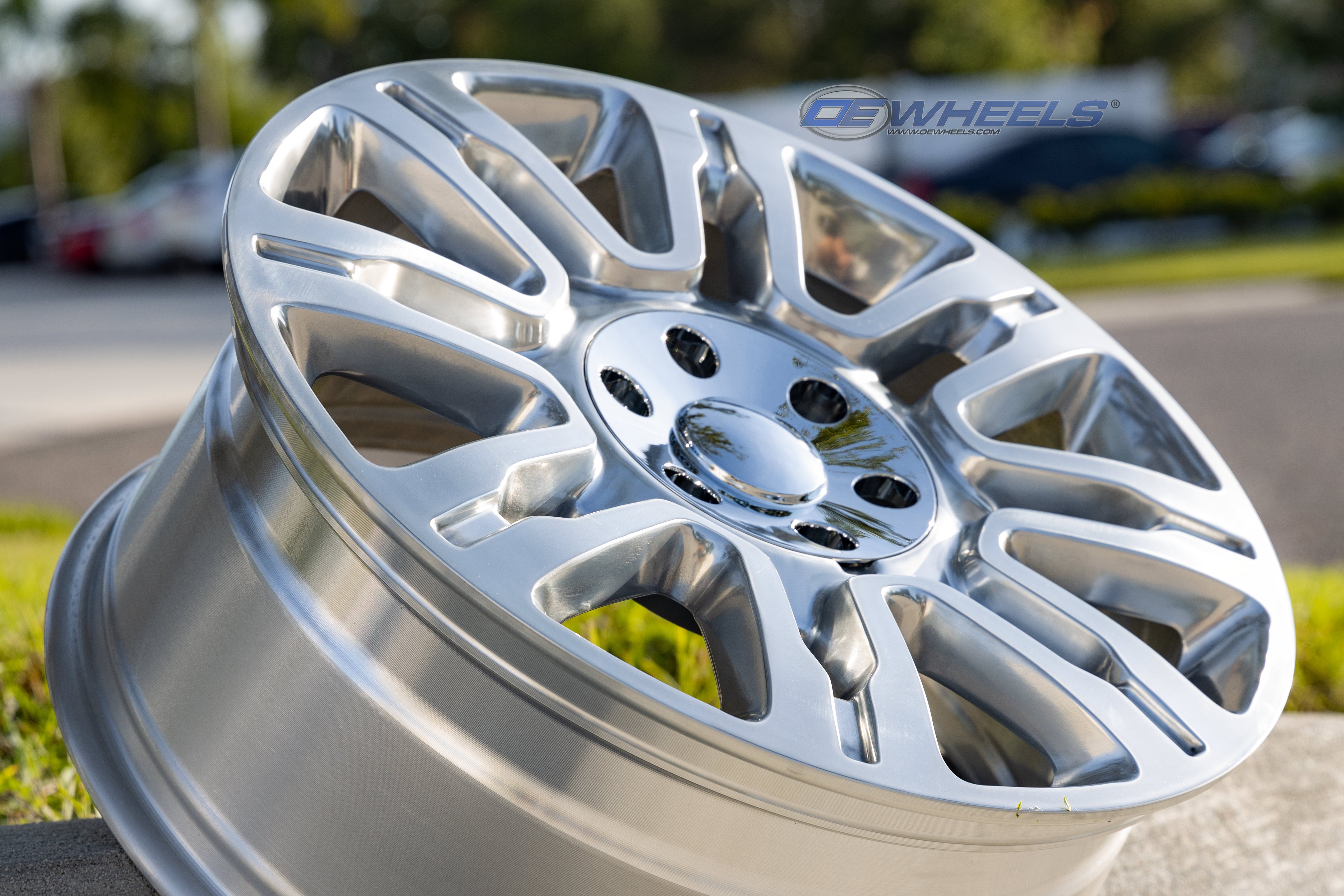 OE Wheels FR98-20085-6135-44P 20" Replica fits Ford Expedition 20x8.5 Polished