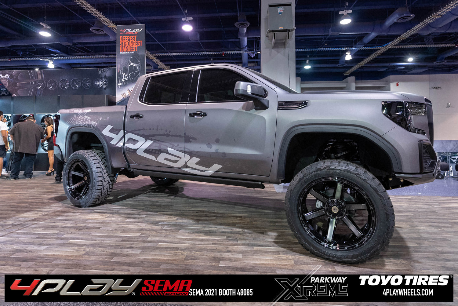 4PLAY 4P55-24120-6D55-44BBT Gen3 24x12 6x135mm & 6x5.5" -44et in Brushed Black