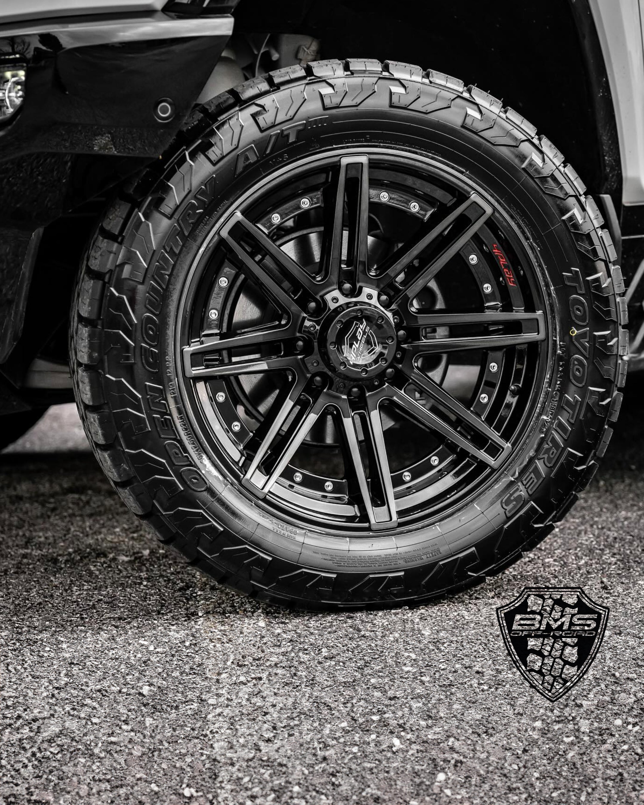 4PLAY 4P08-20100-8170-24BBT Gen2 20x10 8x170mm -24et in Brushed Black