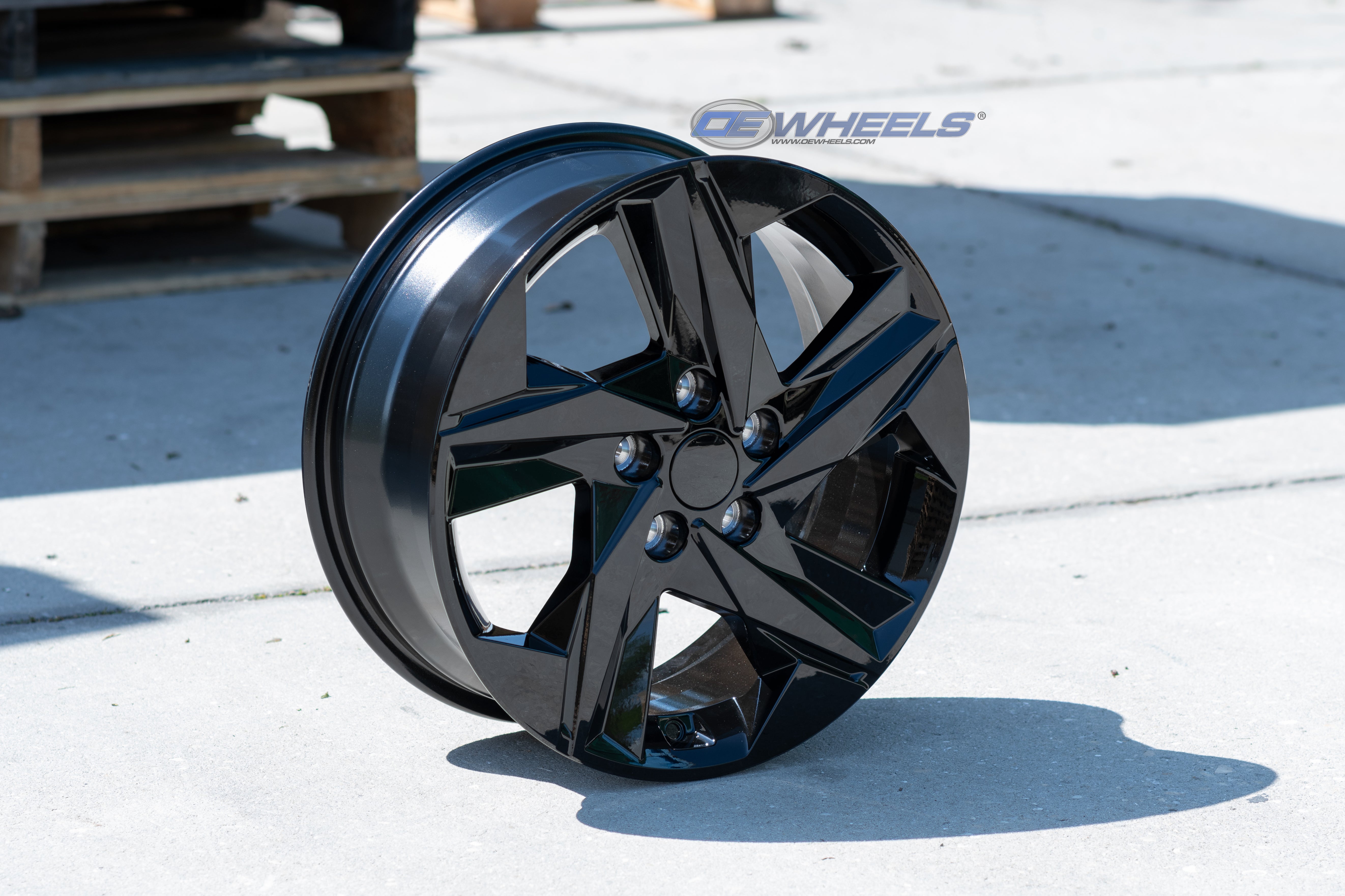 OE Wheels HY12-17070-5450-45B 17" Replica HY12 fits Hyundai 17x7 Gloss Black