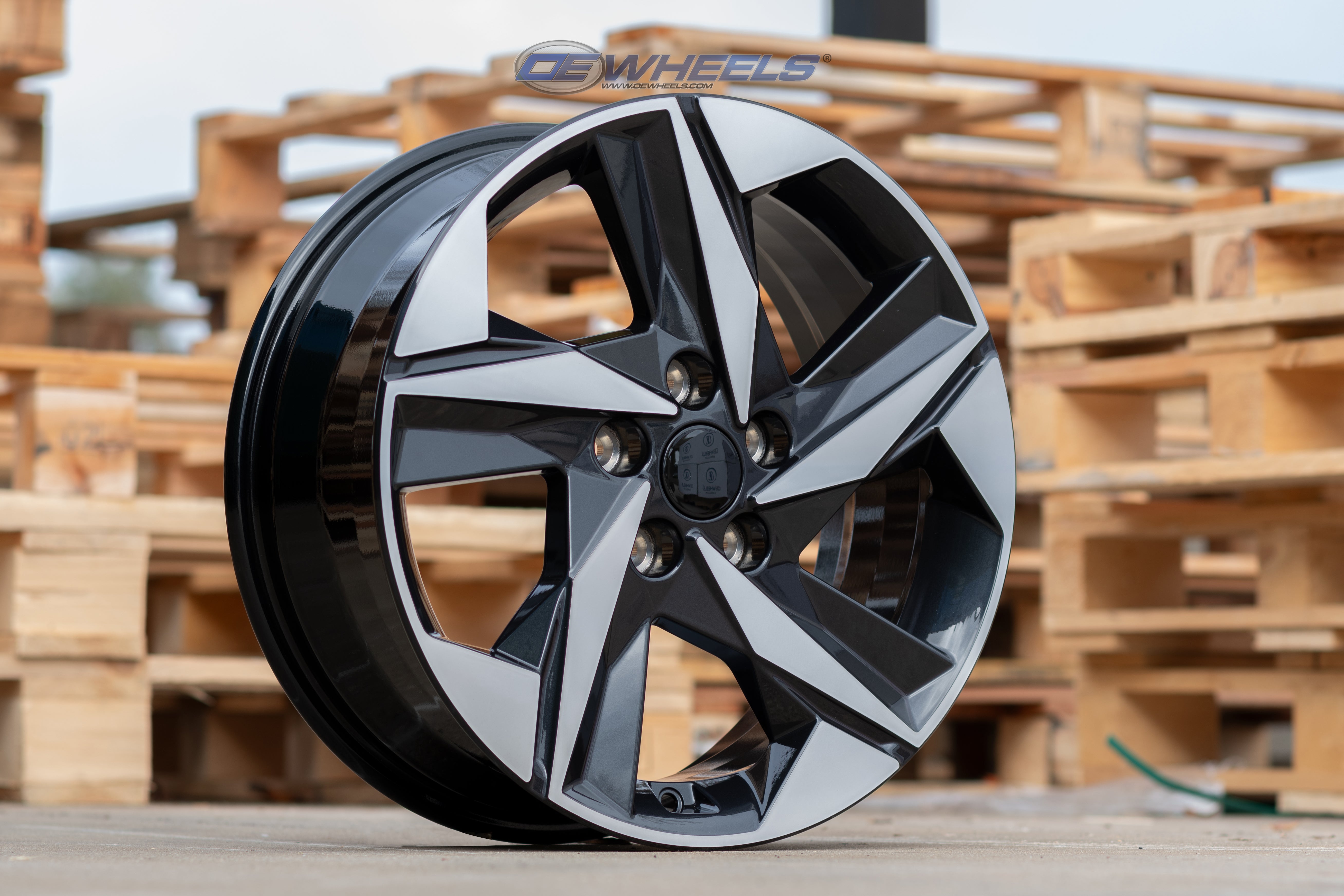 OE Wheels HY12-17070-5450-45MB 17" Replica HY12 fits Hyundai 17x7 Gloss Black