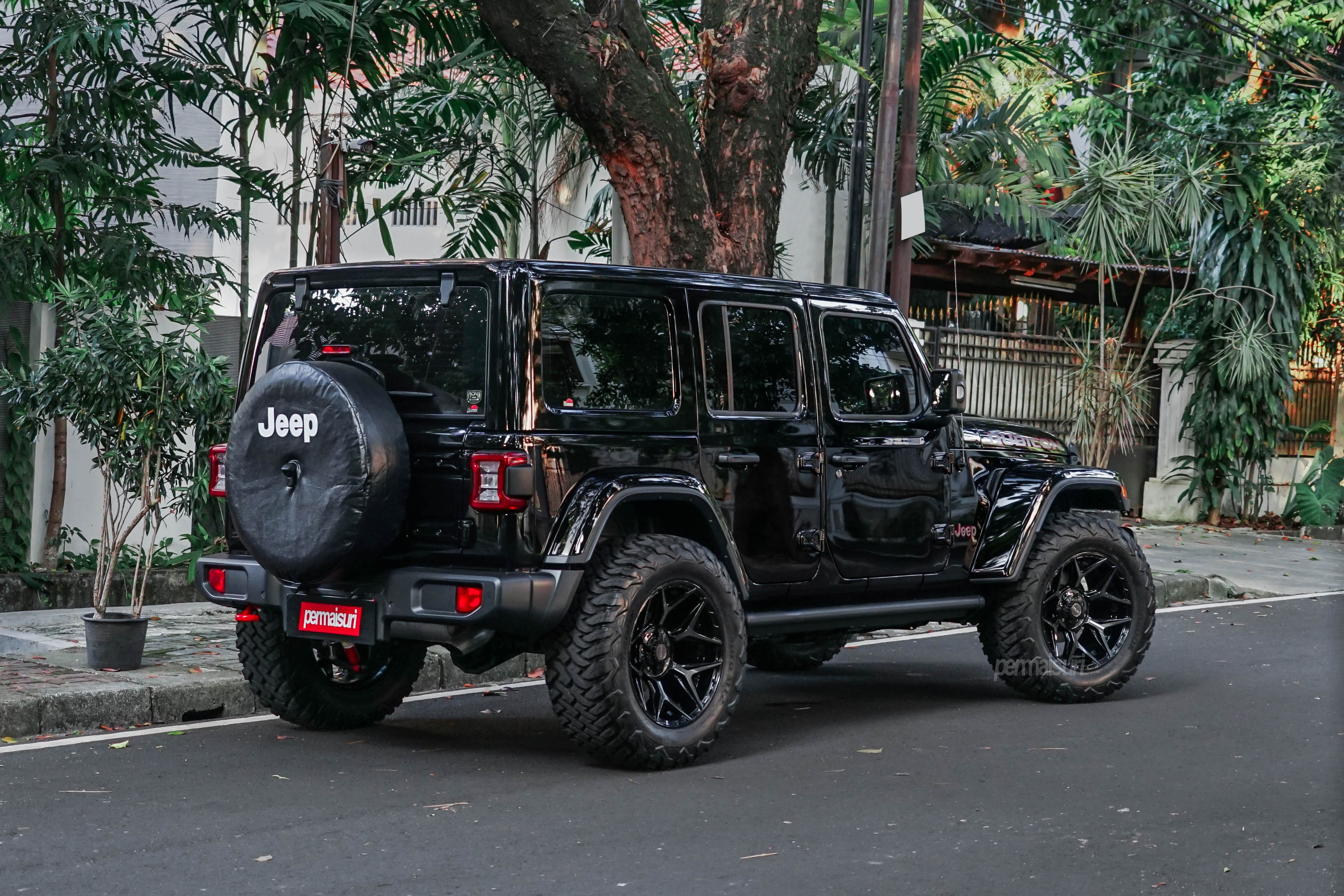 4PLAY 4P06-20100-5D55-18BBT Gen3 20x10 5x5" & 5x5.5" -18et in Brushed Black