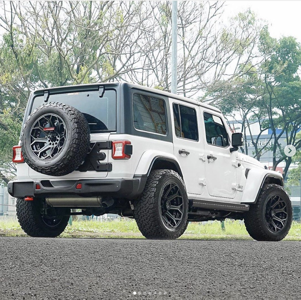 4PLAY 4P80R-20100-5D55-24BBT Gen2 20x10 5x5" & 5x5.5" -24et in Brushed Black