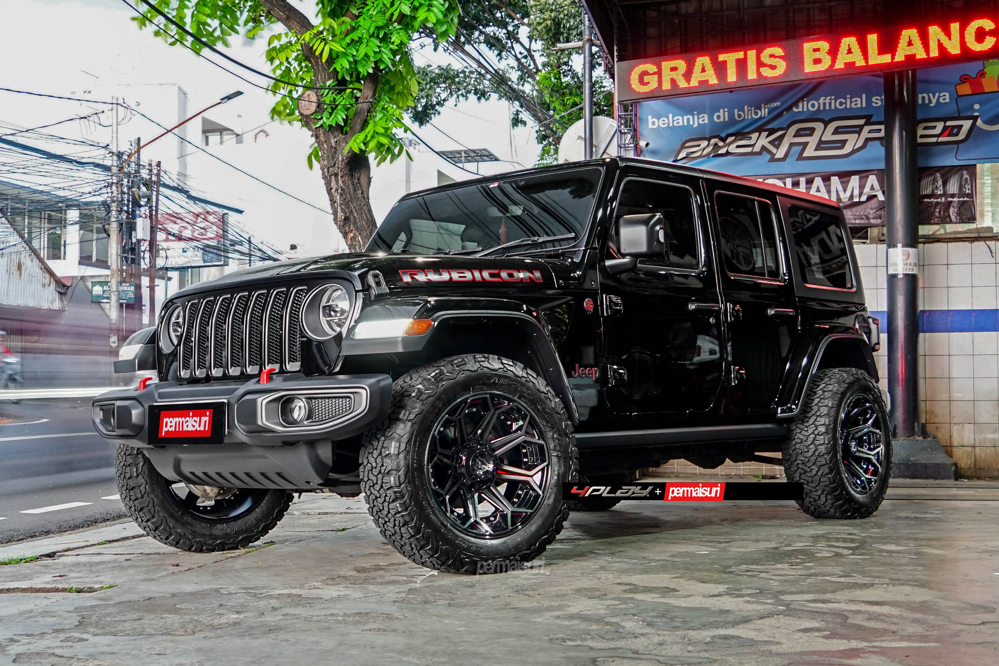 4PLAY 4P80R-20100-8170-24BBT Gen2 20x10 8x170mm -24et in Brushed Black