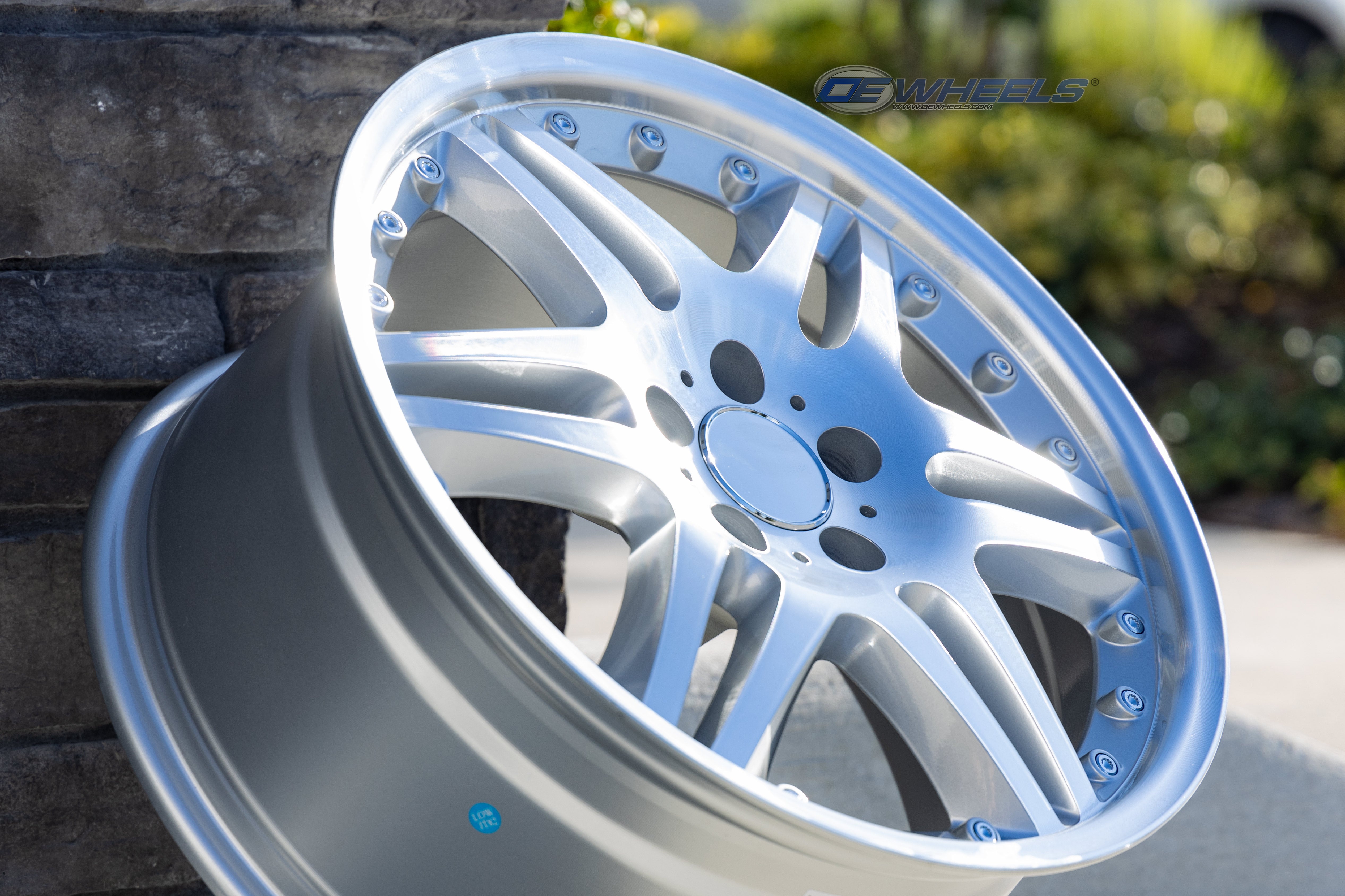 OE Wheels MB09-18085-5112-35MS 18" Replica fits Mercedes Benz C Class Silver