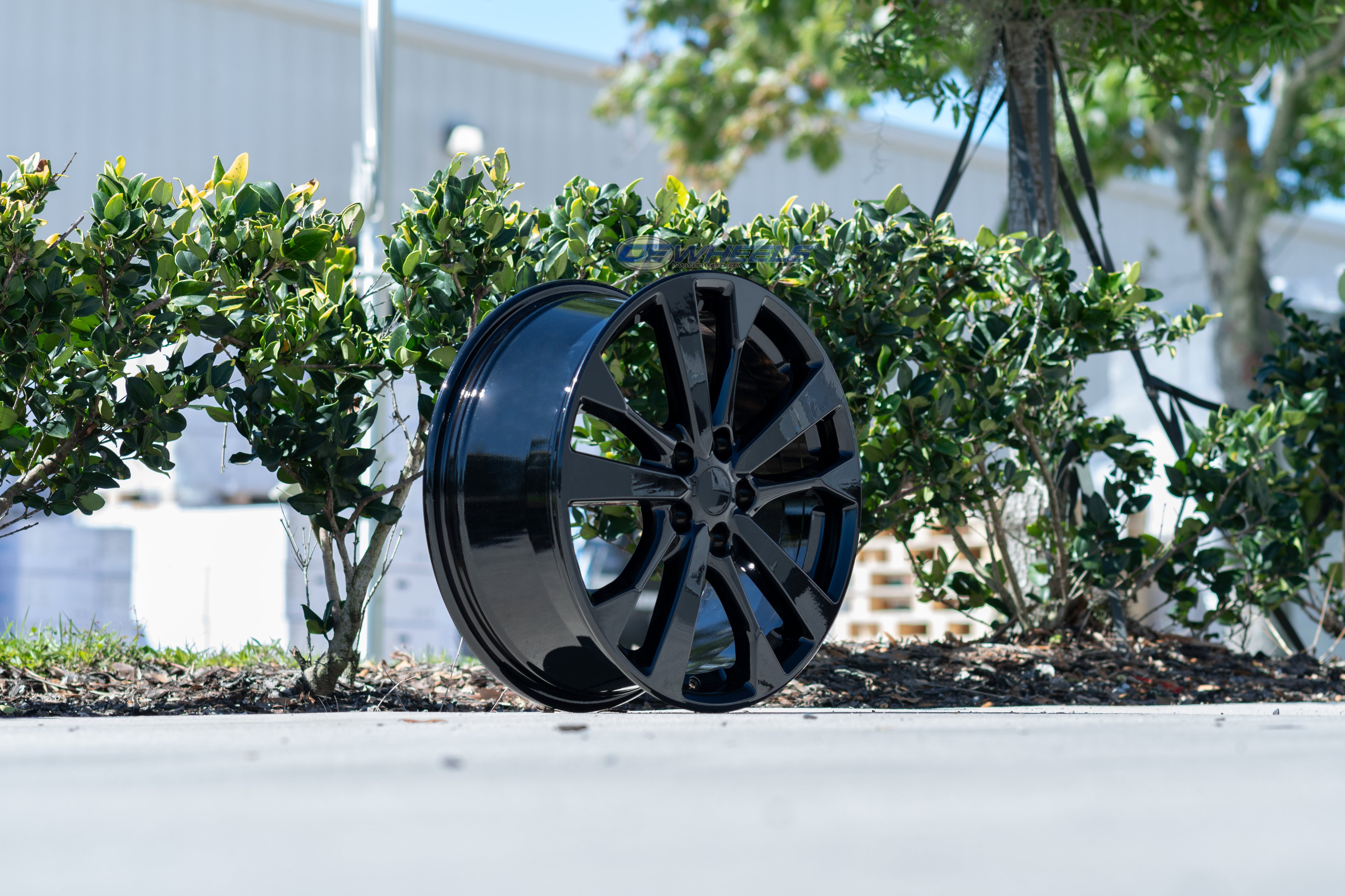 OE Wheels NS30-18075-5450-55B 18" Replica fits Nissan Altima 18x7.5 Gloss Black