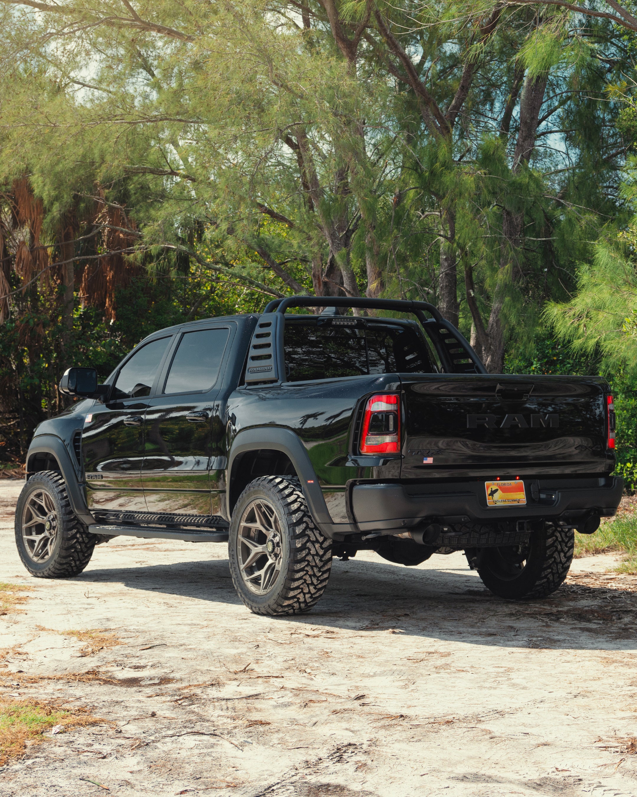 4PLAY 4P06-22100-6D55-18BR Gen3 22x10 6x135mm & 6x5.5" -18et in Bronze