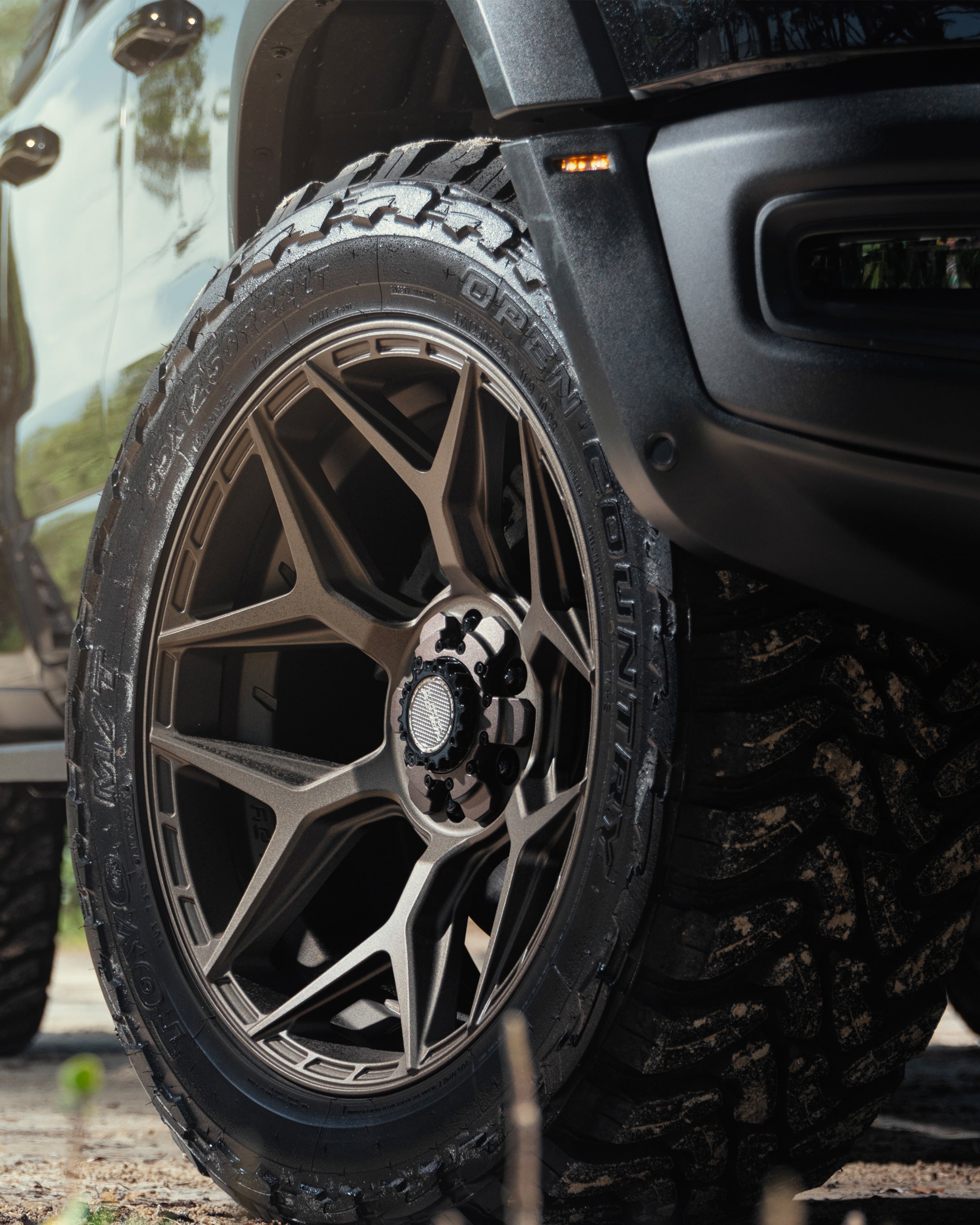4PLAY 4P06-22100-6D55-18BR Gen3 22x10 6x135mm & 6x5.5" -18et in Bronze