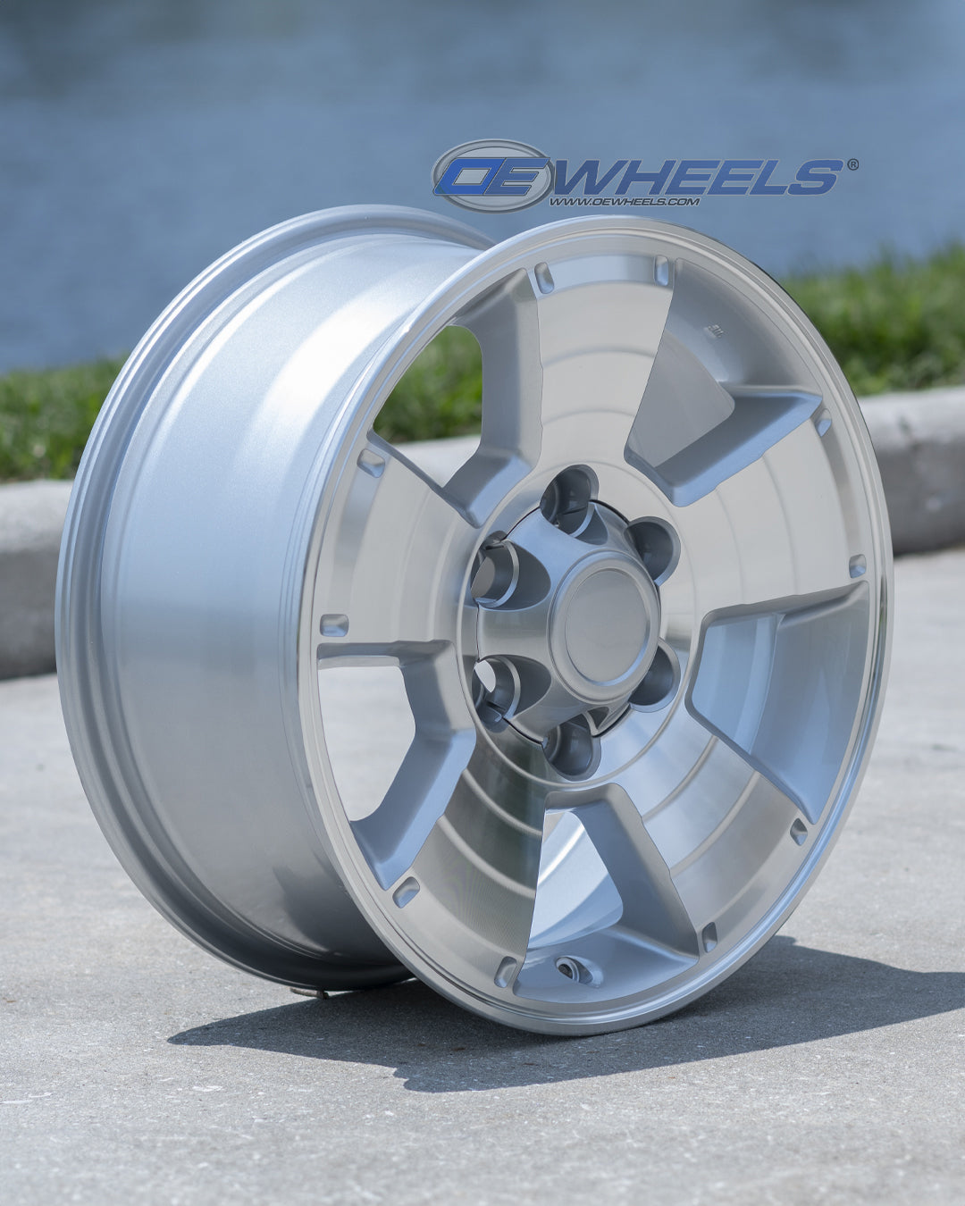 OE Wheels TY09-17075-6550-30MS 17" Replica fits Toyota 4Runner 17x7.5 Silver