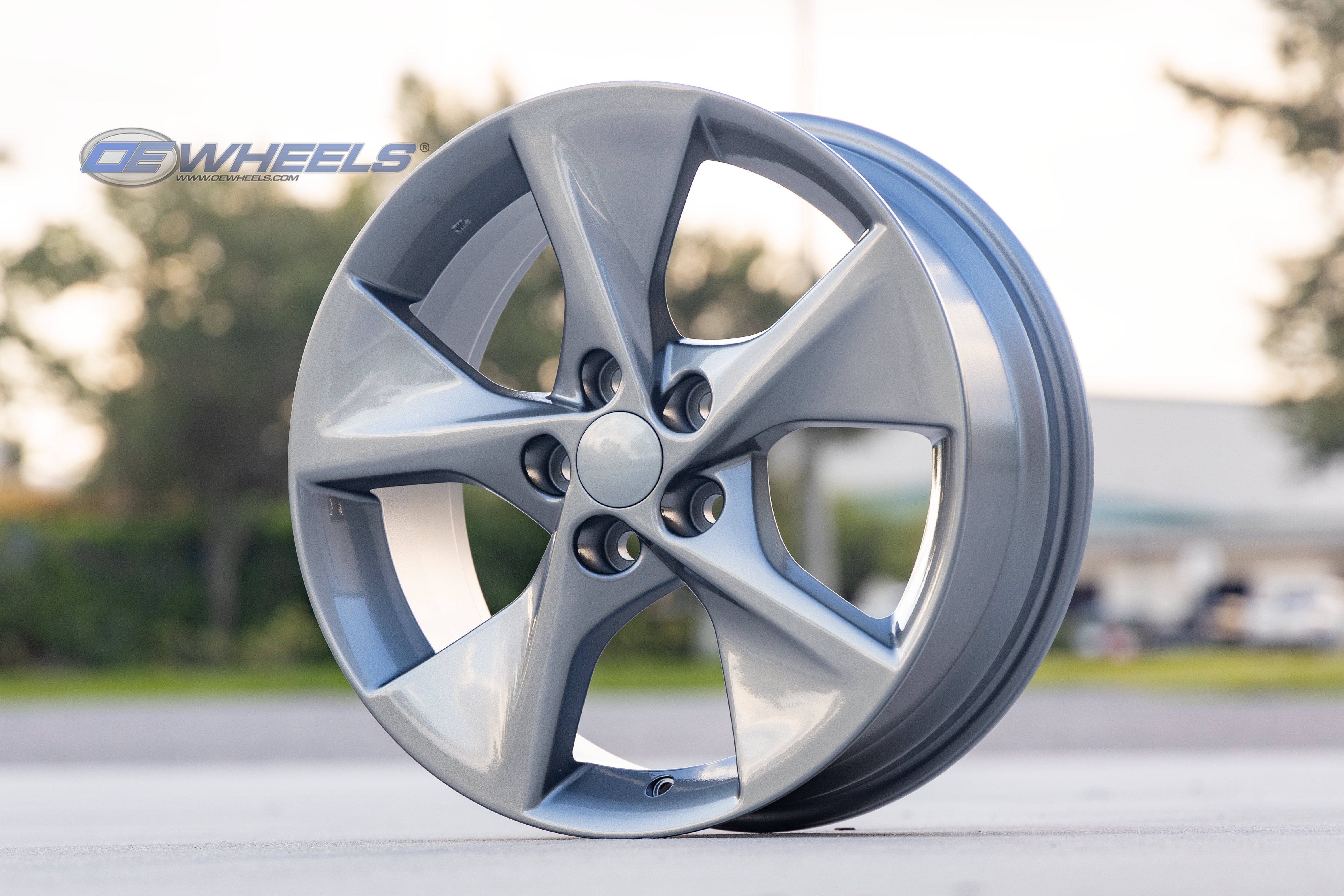 OE Wheels TY12-18075-5450-45G 18" Replica TY12 fits Toyota Camry 18x7.5 Gunmetal