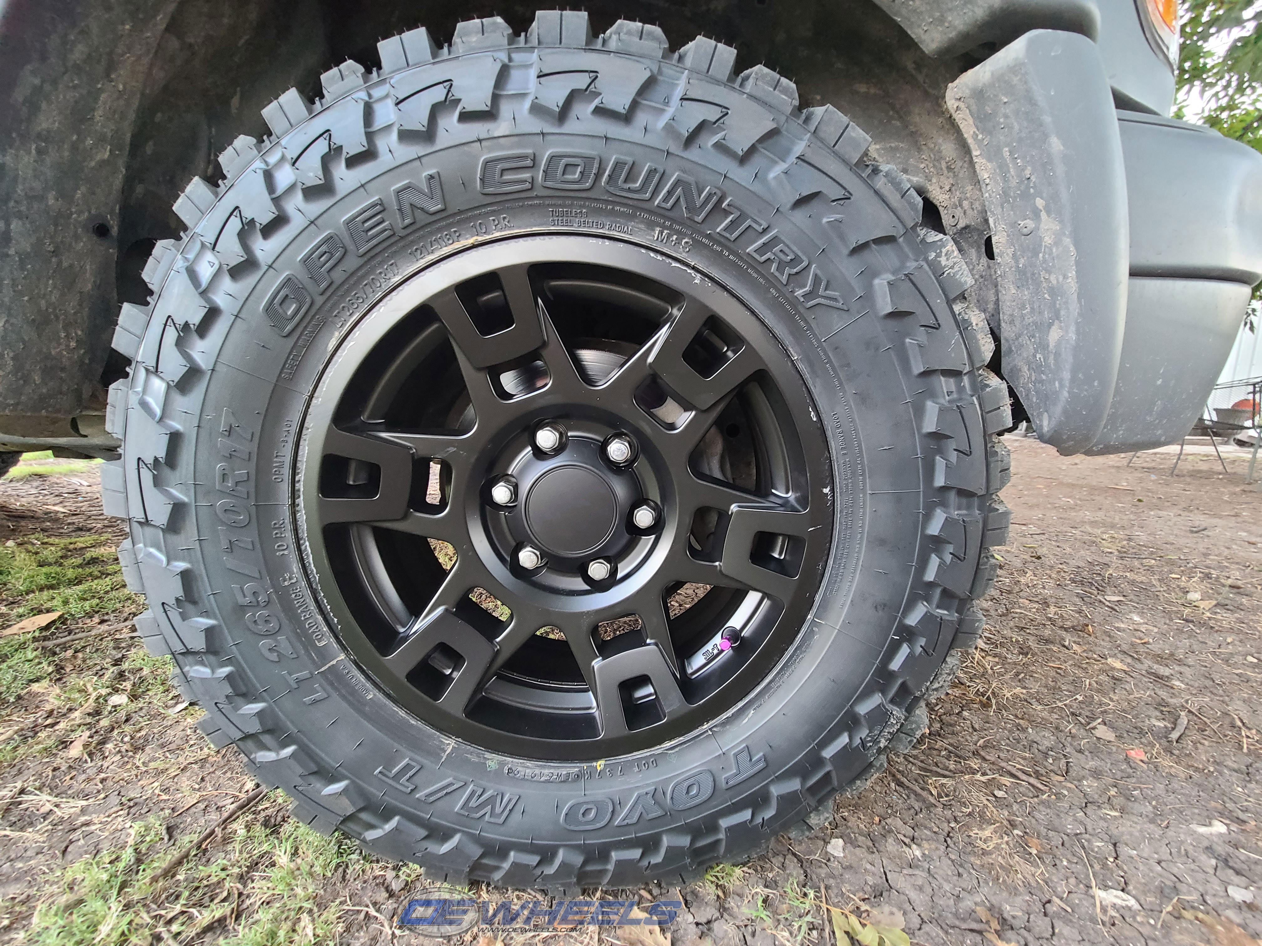 OE Wheels TY16B-17070-6550-4B1 17" Replica TY16B fits Toyota 4Runner Satin Black