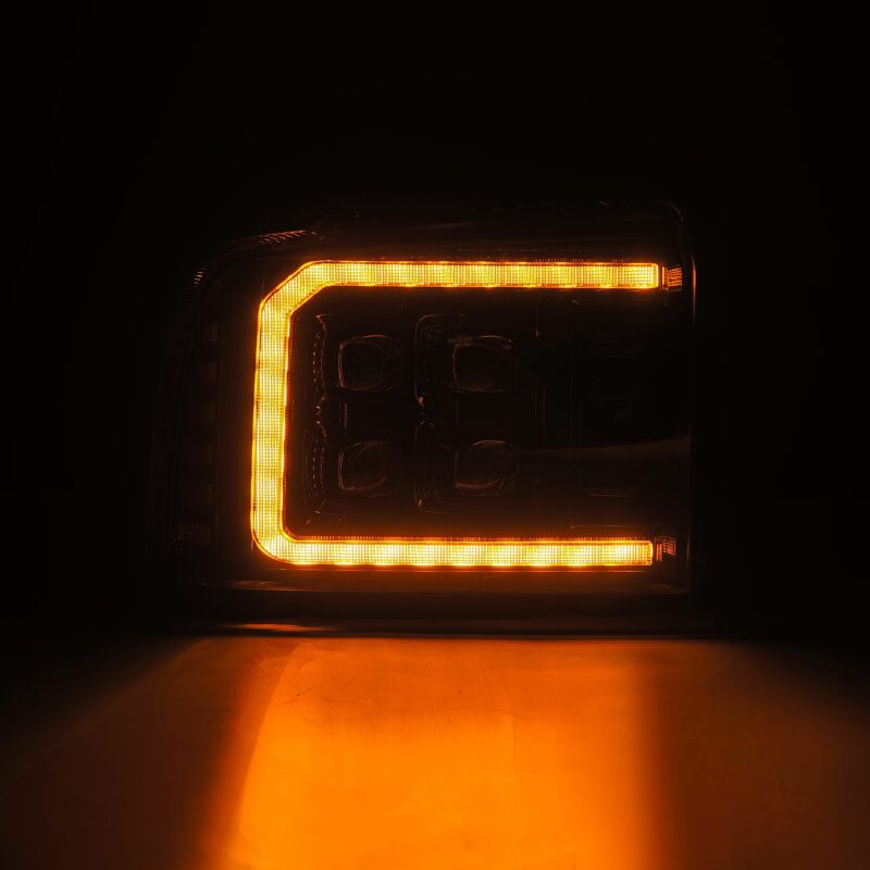 AlphaRex 880318 05-07 fits Ford Super Duty/Excursion NOVA-Series LED Projecto