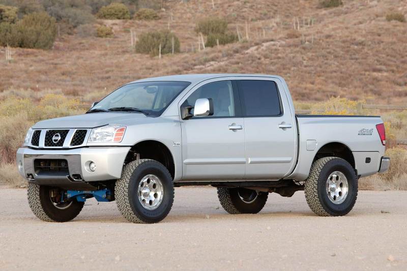 Fabtech K6000 fits Nissan 04-13 Titan 2/4WD 6in Basic Sys w/Perf Shks
