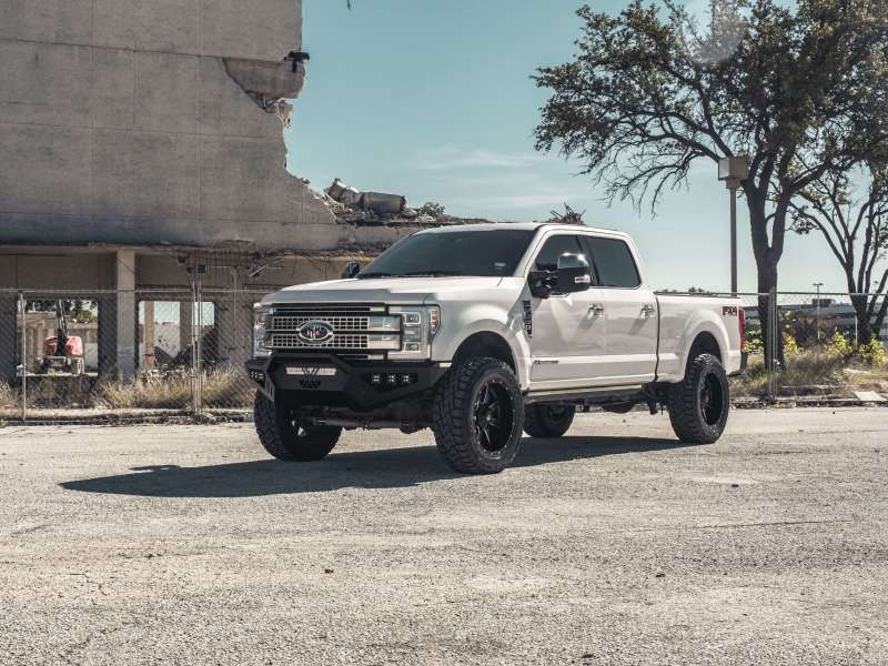 Road Armor 6172XFPRB 17-20 fits Ford F-250 SPARTAN Front Bumper Bolt-On Pre-Runner Guard - Tex Blk