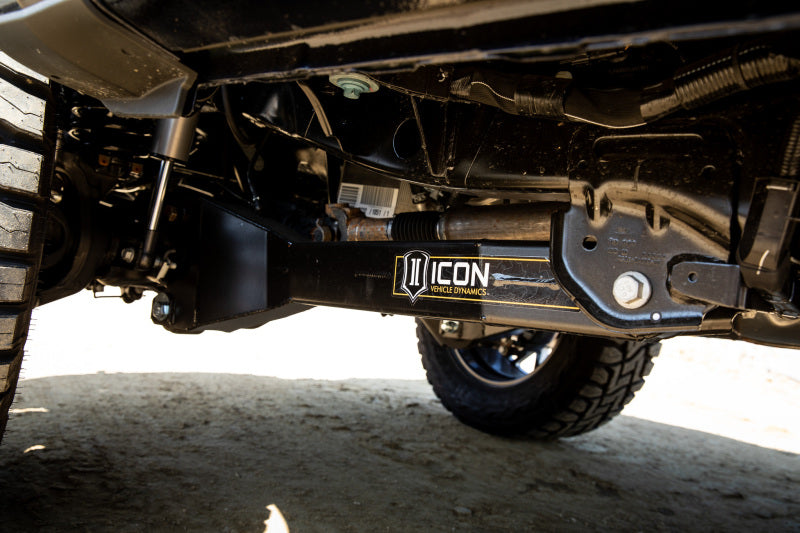 ICON 64043 23-25 fits Ford F-250/F-350/F-450 Super Duty 2-5.5in Lift Radius Arm System