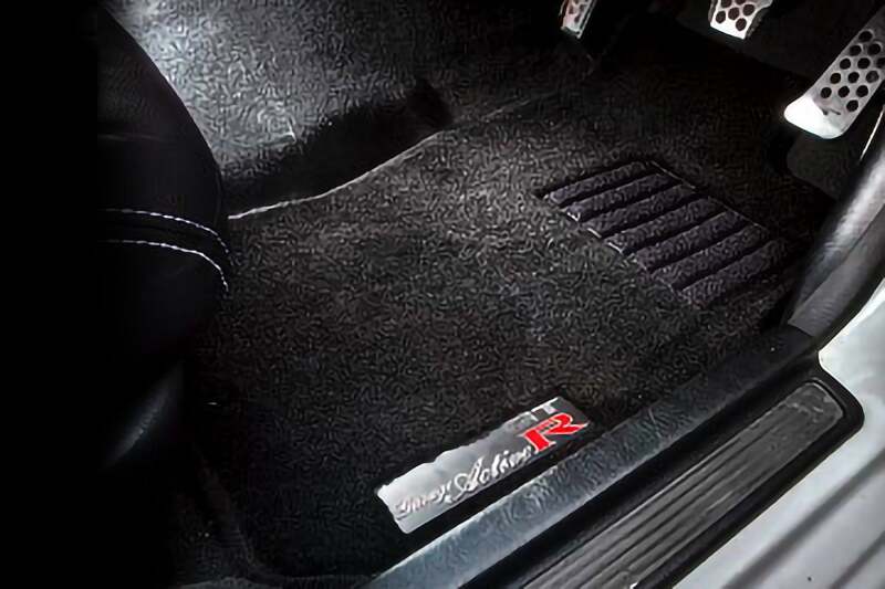 GReddy 44882102 Garage 89-94 fits Nissan Skyline GT-R R32 Floor Mat Set