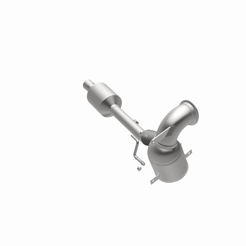 Magnaflow Conv Direct Fit 19-20 Volkswagen Jetta 1.4L Underbody