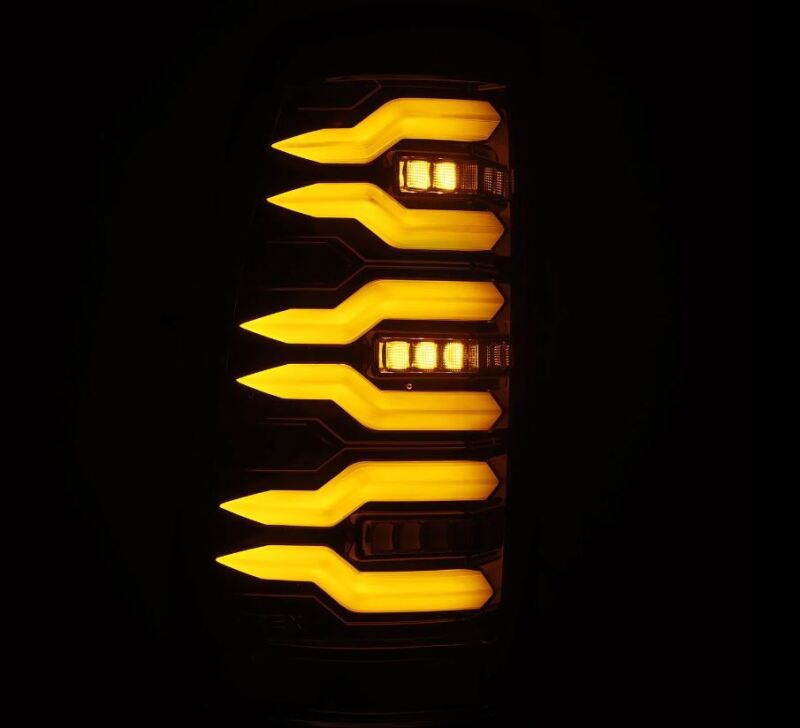 AlphaRex 620005 99-06 fits Chevrolet Silverado Sierra LUXX-Series LED Tail Li