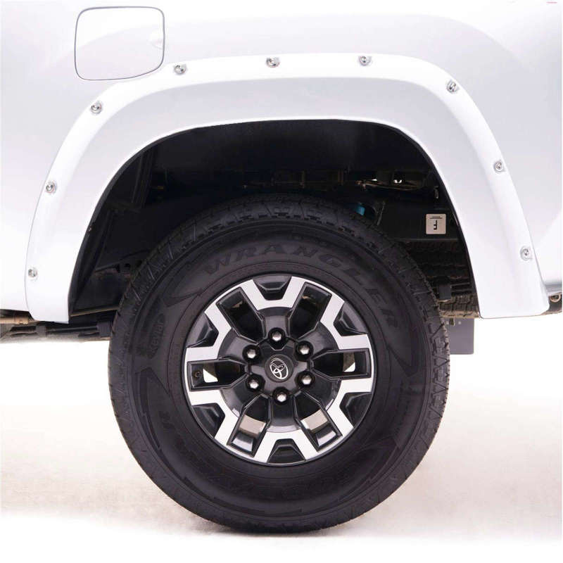 EGR 791574-GAZ 14+ Chev fits Silverado 6-8ft Bed Bolt-On Look Color Match Fender Flares - Set - Summit White