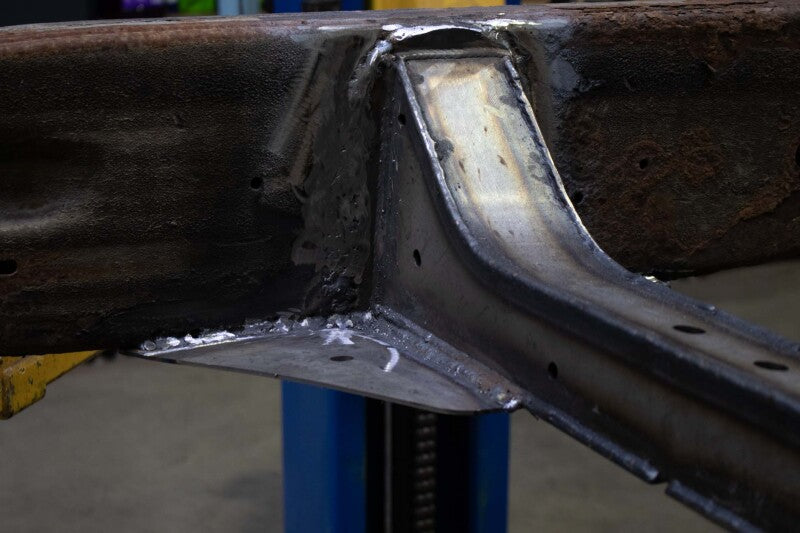 RustBuster RB7381 Middle Frame Crossmember