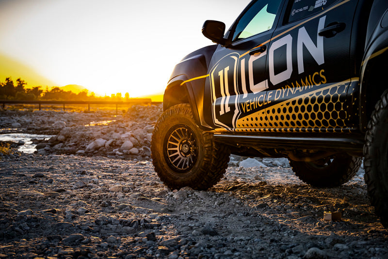 ICON 23617857345CH Recon Pro 17x8.5 5x5 -6mm Offset 4.5in BS 71.5mm Bore Charcoal Wheel