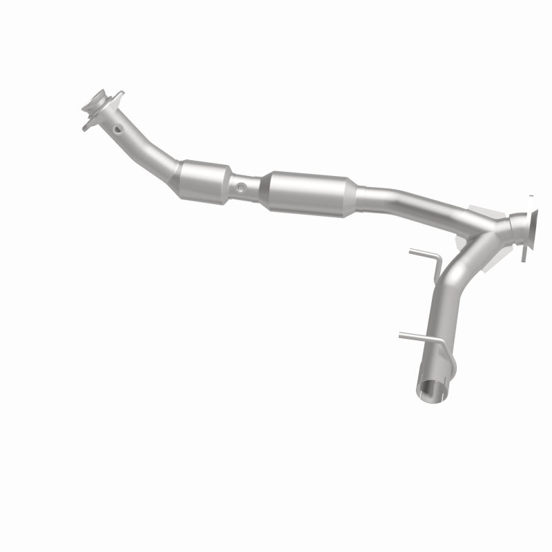 Magnaflow 4583029 03-04 Lincoln Navigator 5.4L Direct Fit Converter