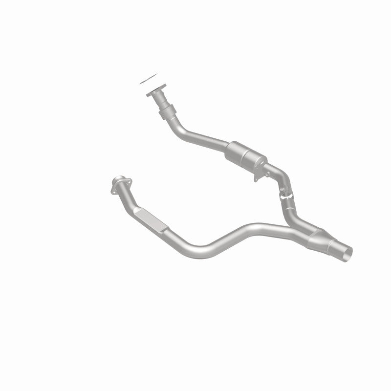 MagnaFlow 23476 Conv DF fits Camaro 5.7L P/S