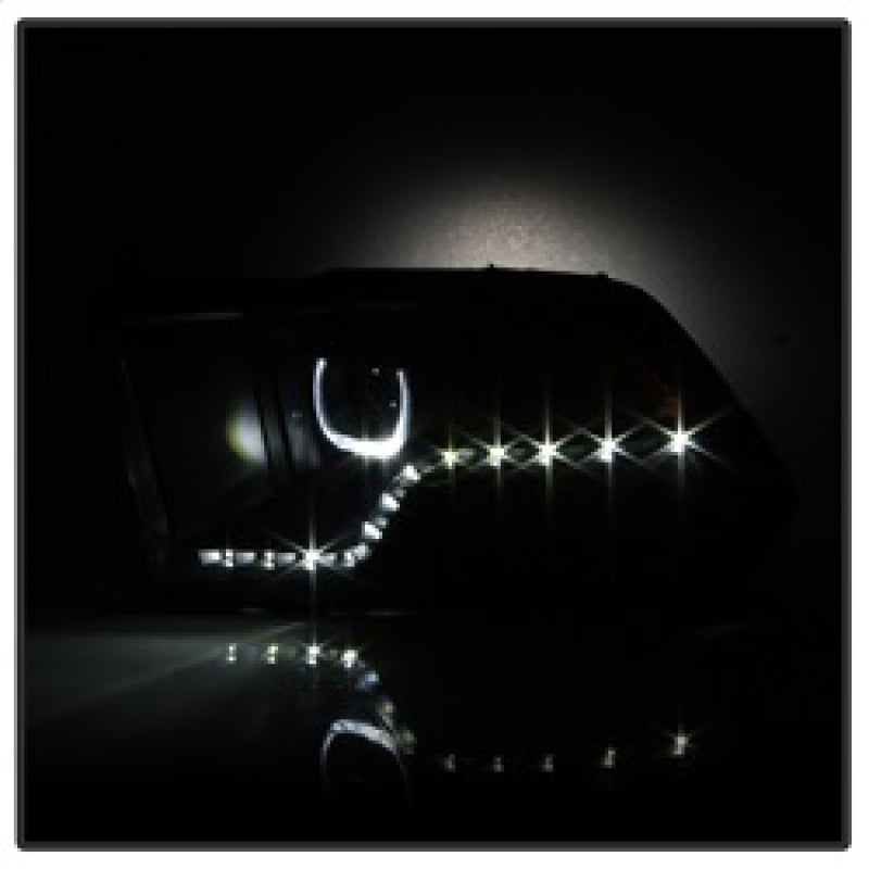 xTune 9036736 fits Dodge Ram 2009-2014 Halo LED Projector Headlights - Black Sm