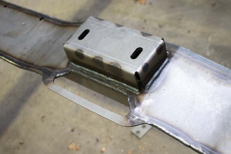 RustBuster RB7814 Rust Buster 01-10 fits GM Pickup Front Cab Mount